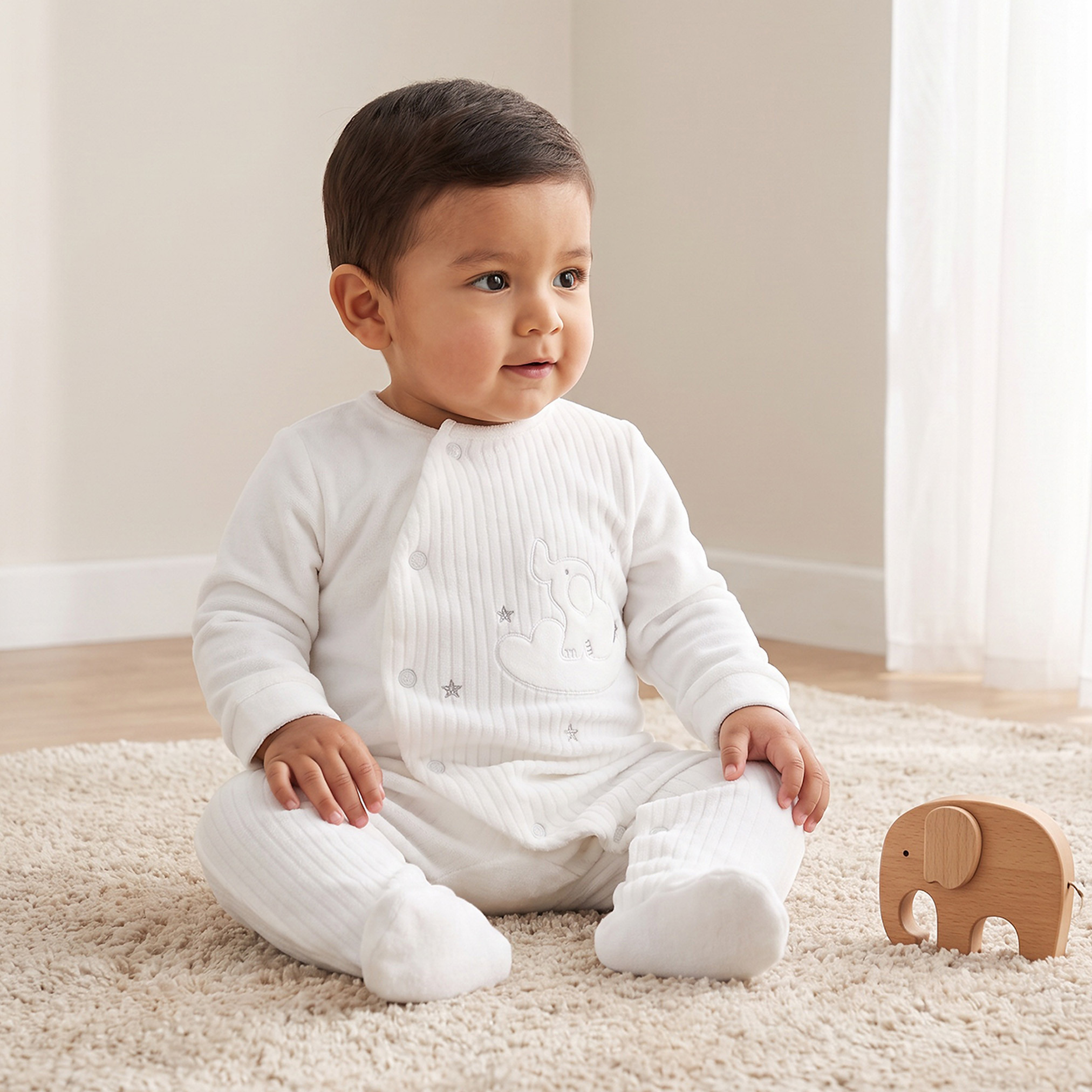 بدلة نوم بياقة ضيقة وأكمام طويلة وتطريزات من جيجلز-baby-boys-clothing-nightwear-sleepsuits-image-1