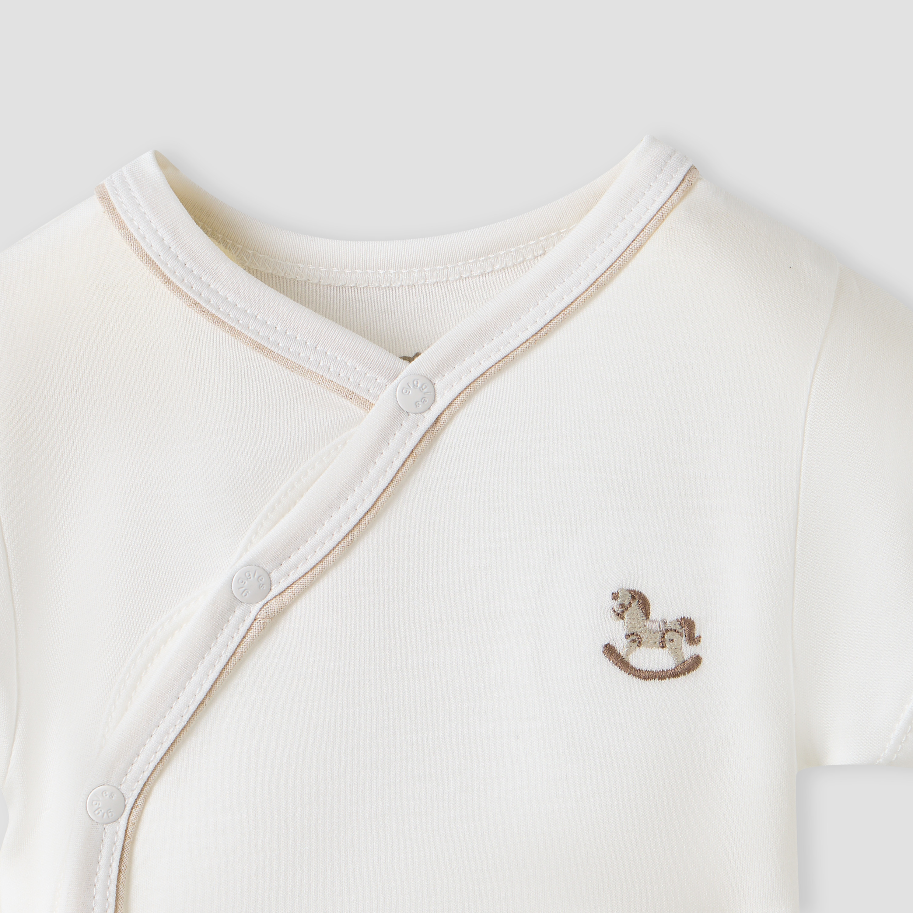 بودي سوت مطرز بأكمام قصيرة وأزرار إغلاق من جيجلز-baby-boys-clothing-bodysuits-image-3