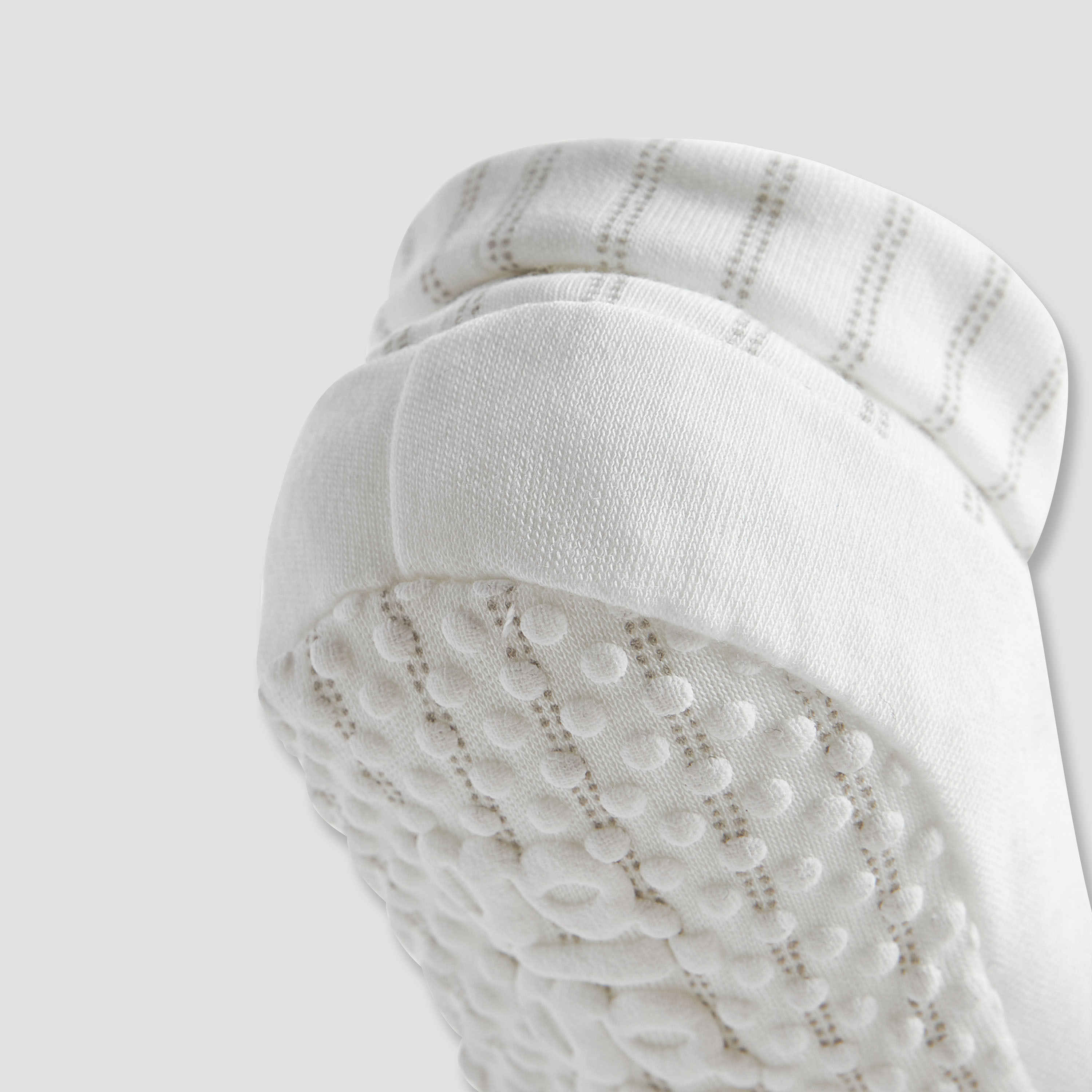 قبعة وبوت وقفازات بتطريز حصان هزاز من جيجلز-baby-boys-accessories-mittens-image-13