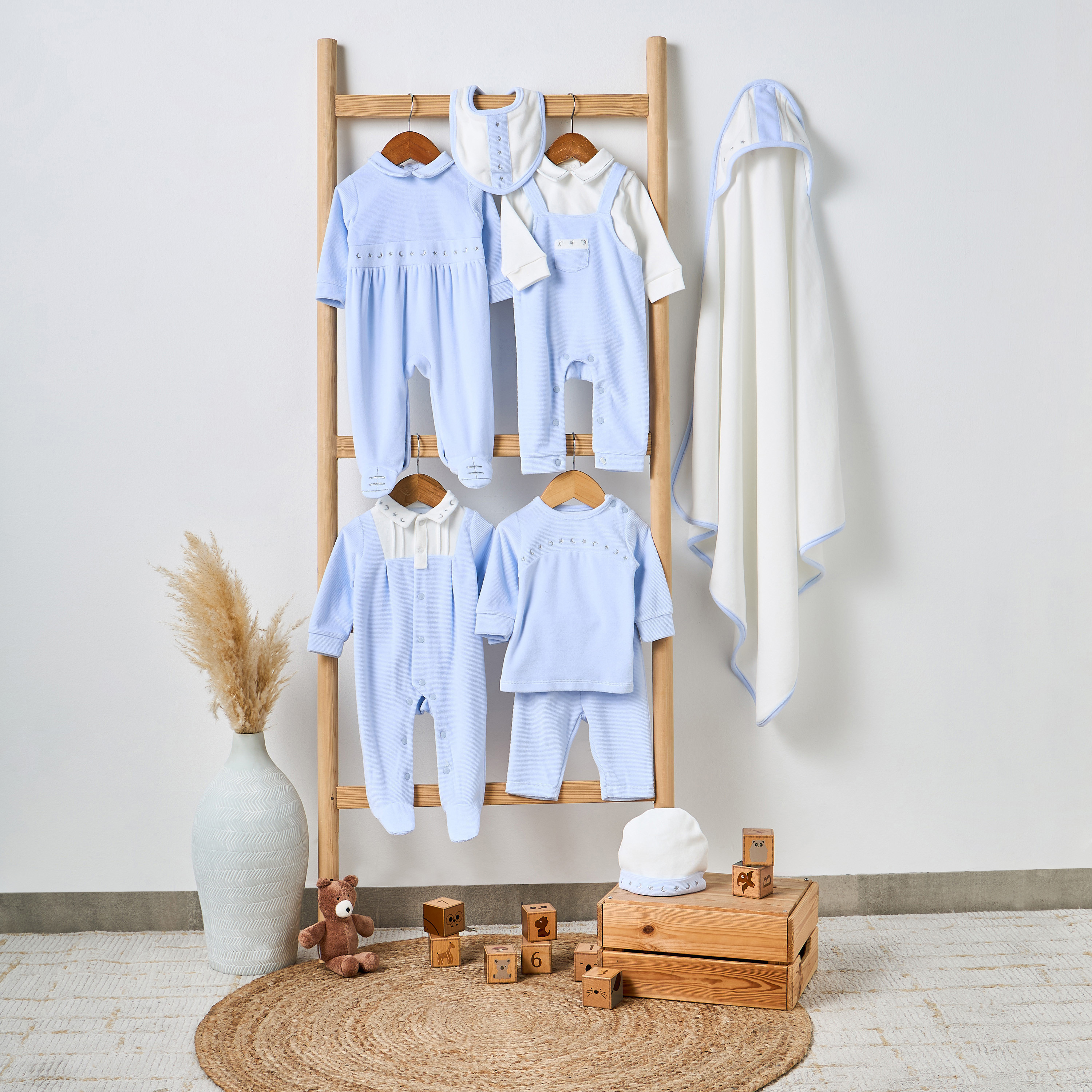 Giggles Collared Long Sleeves T-shirt and Dungaree Set with Embroidery-baby-boys-clothing-winterwear-setsandcoords-image-10