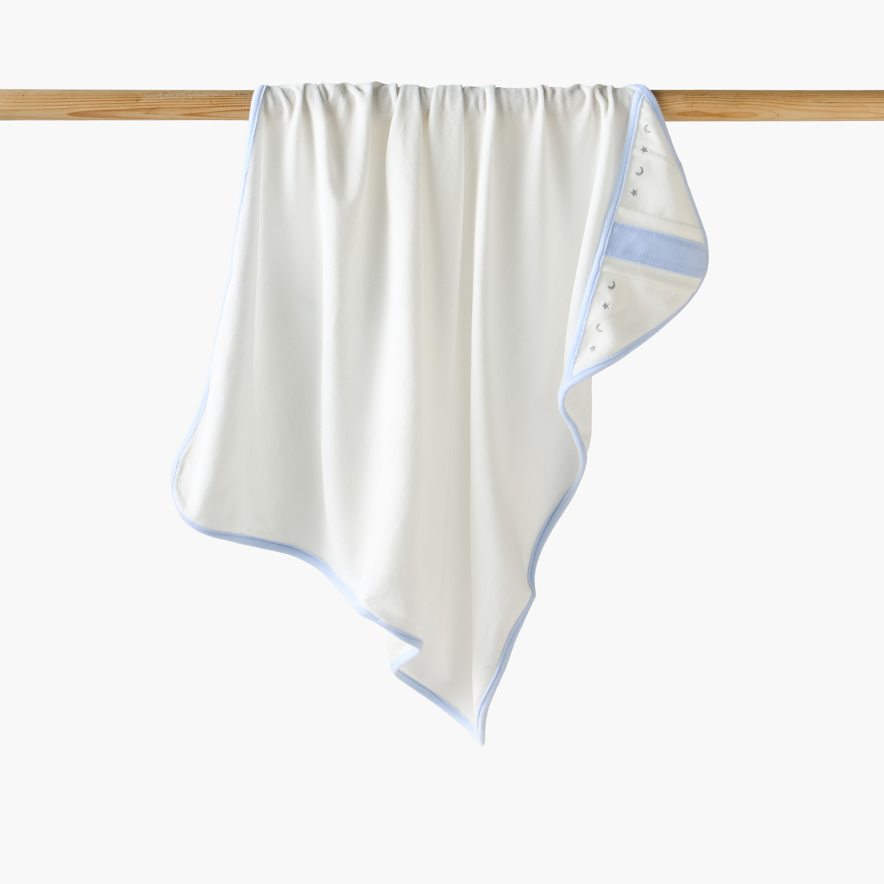 بطانية حديثي ولادة قطن بتطريز وقبعة من جيجلز-baby-nursery-blanketsandswaddles-receivingblankets-image-1