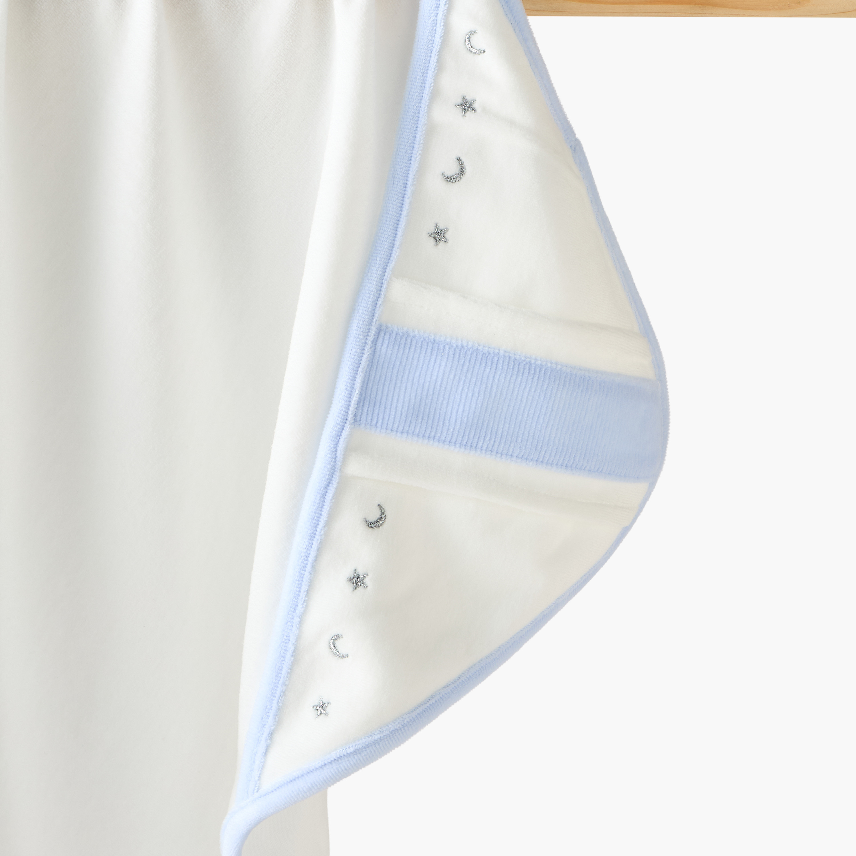 بطانية حديثي ولادة قطن بتطريز وقبعة من جيجلز-baby-nursery-blanketsandswaddles-receivingblankets-image-4