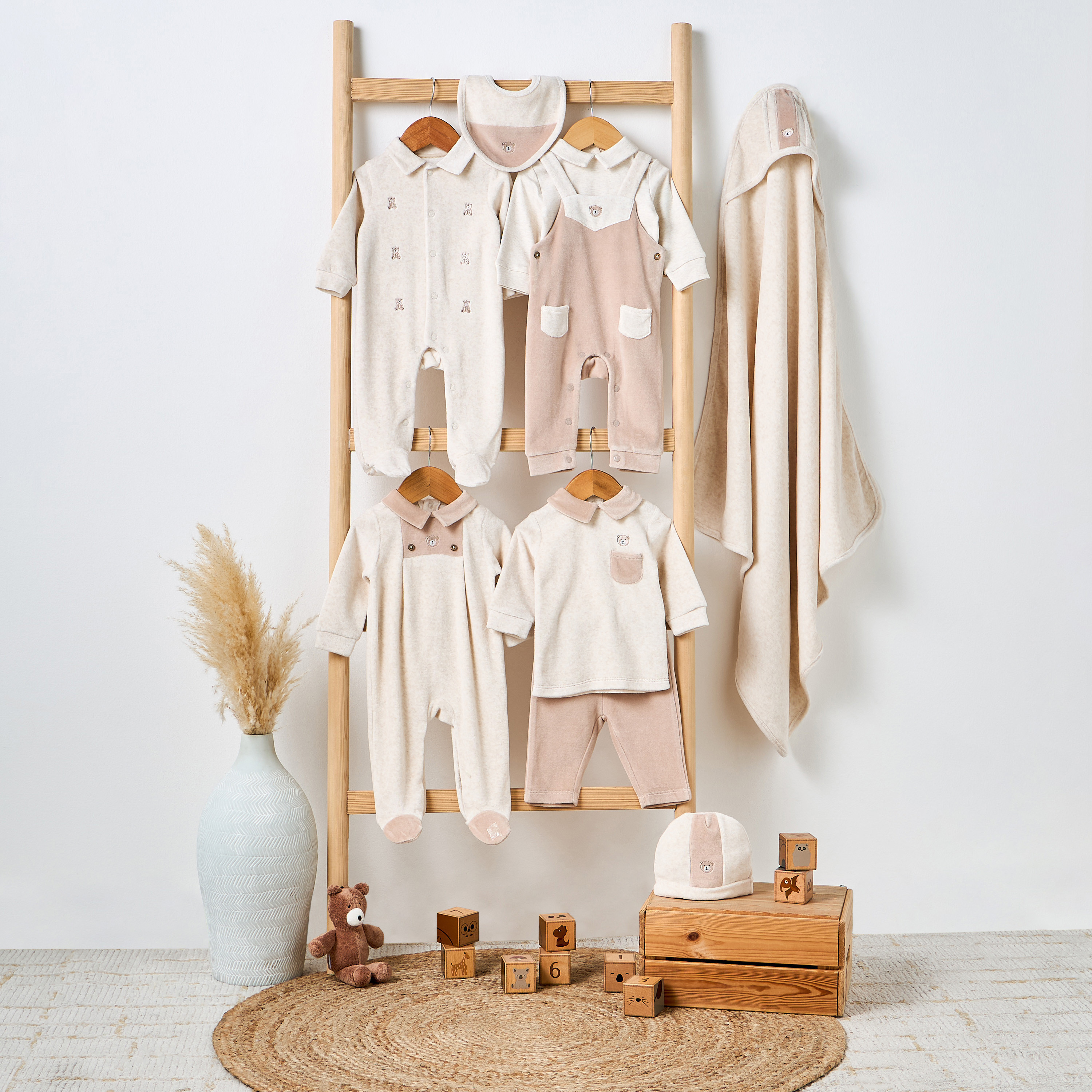 Giggles Collared Long Sleeves Sleepsuit with Bear Embroidery-baby-boys-clothing-nightwear-sleepsuits-image-7
