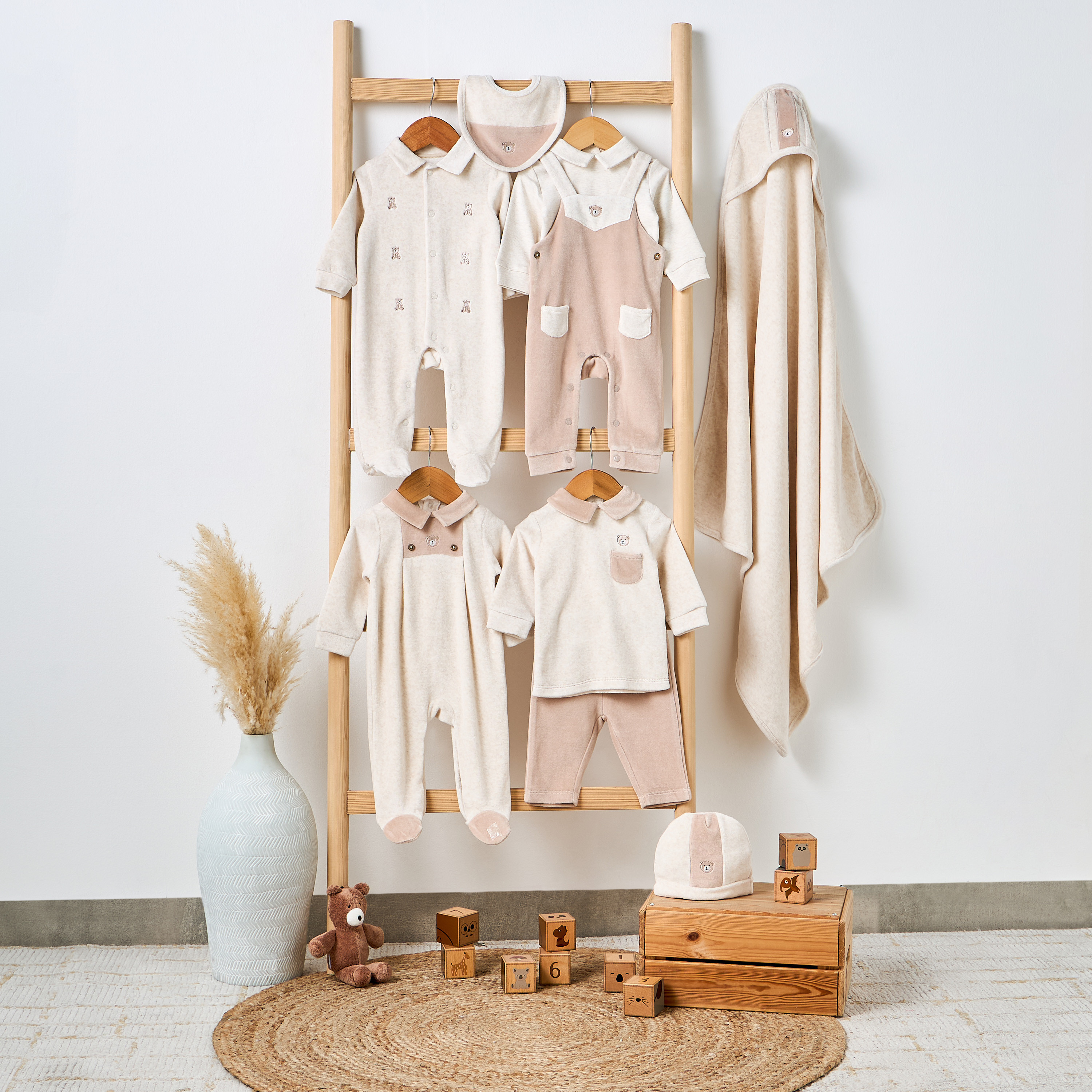 بطانية بقبعة لحديثي الولادة من جيجلز-baby-nursery-blanketsandswaddles-receivingblankets-image-6