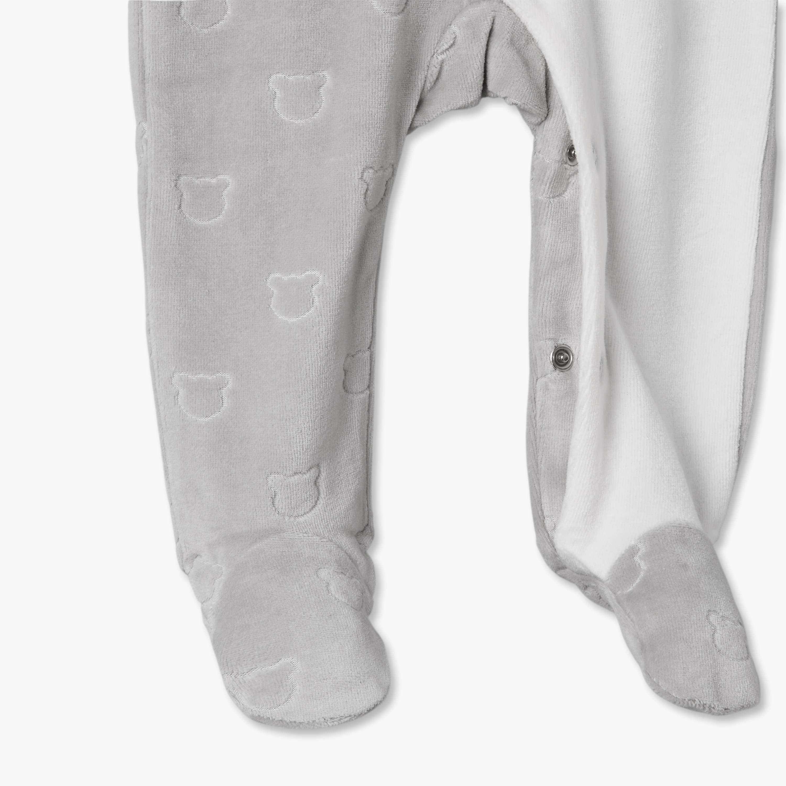بدلة نوم بياقة بقبعة وأكمام طويلة بتطريز دب من جيجلز-baby-boys-clothing-nightwear-sleepsuits-image-4