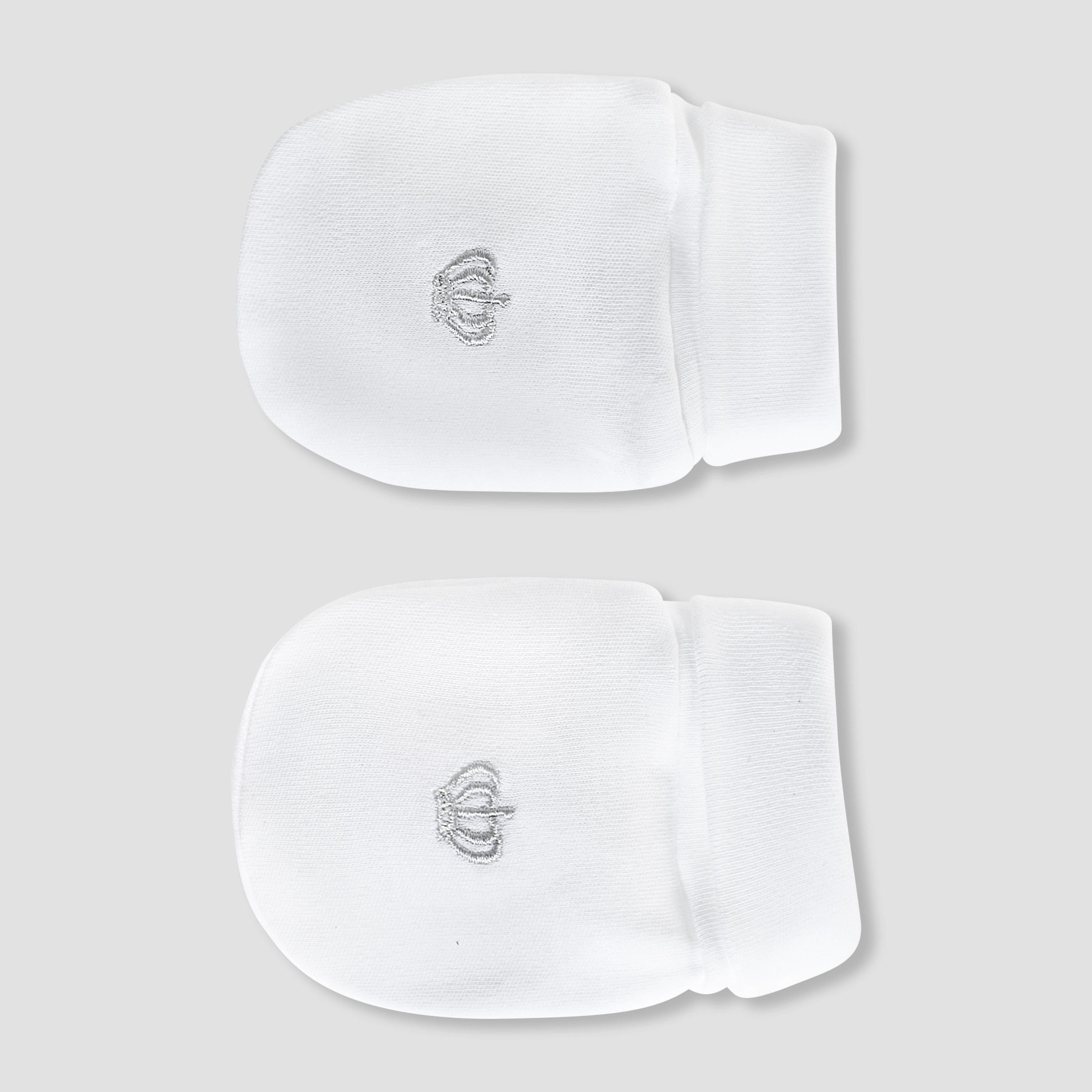 قفازات أطفال بتطريز تاج من جيجلز-baby-boys-accessories-mittens-image-2