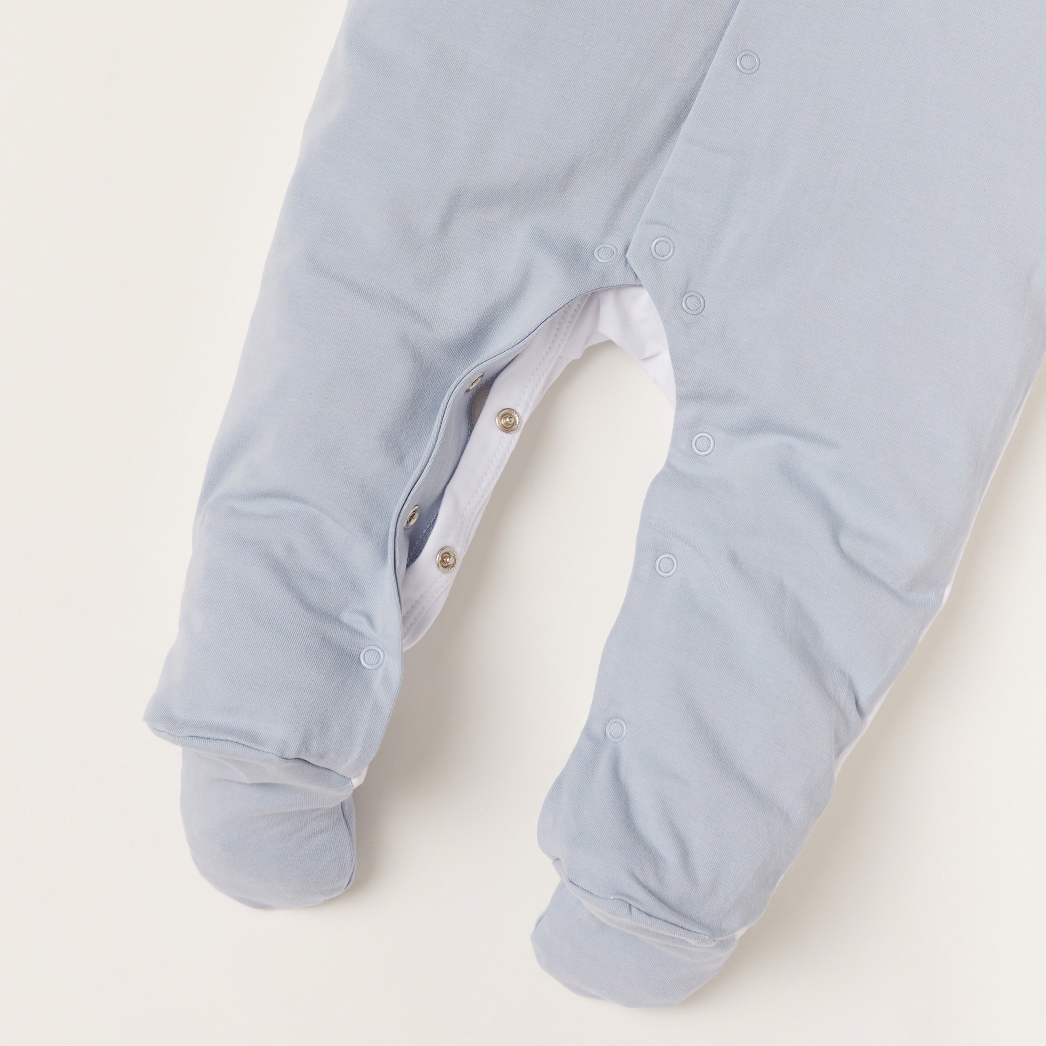 بدلة نوم مغلقة القدمين بأكمام طويلة وطبعات من جيجلز-baby-boys-clothing-nightwear-sleepsuits-image-3