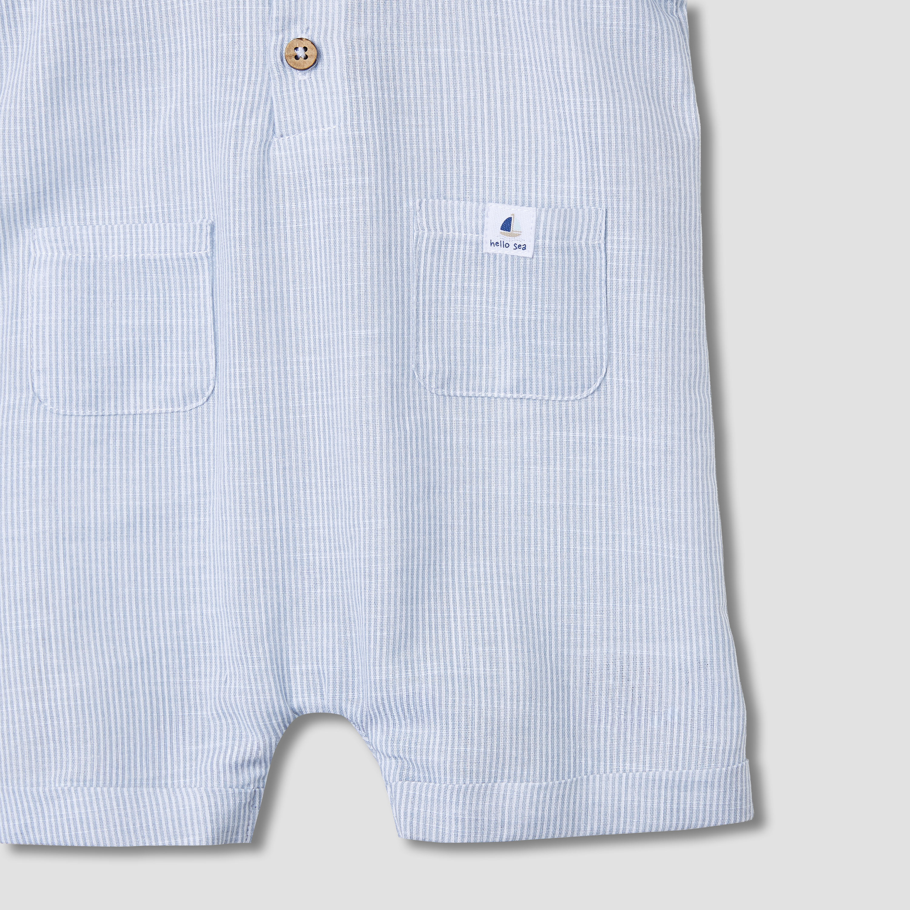 أفرول مقلّم بياقة بحار وأكمام قصيرة من جيجلز-baby-boys-clothing-rompers-image-4