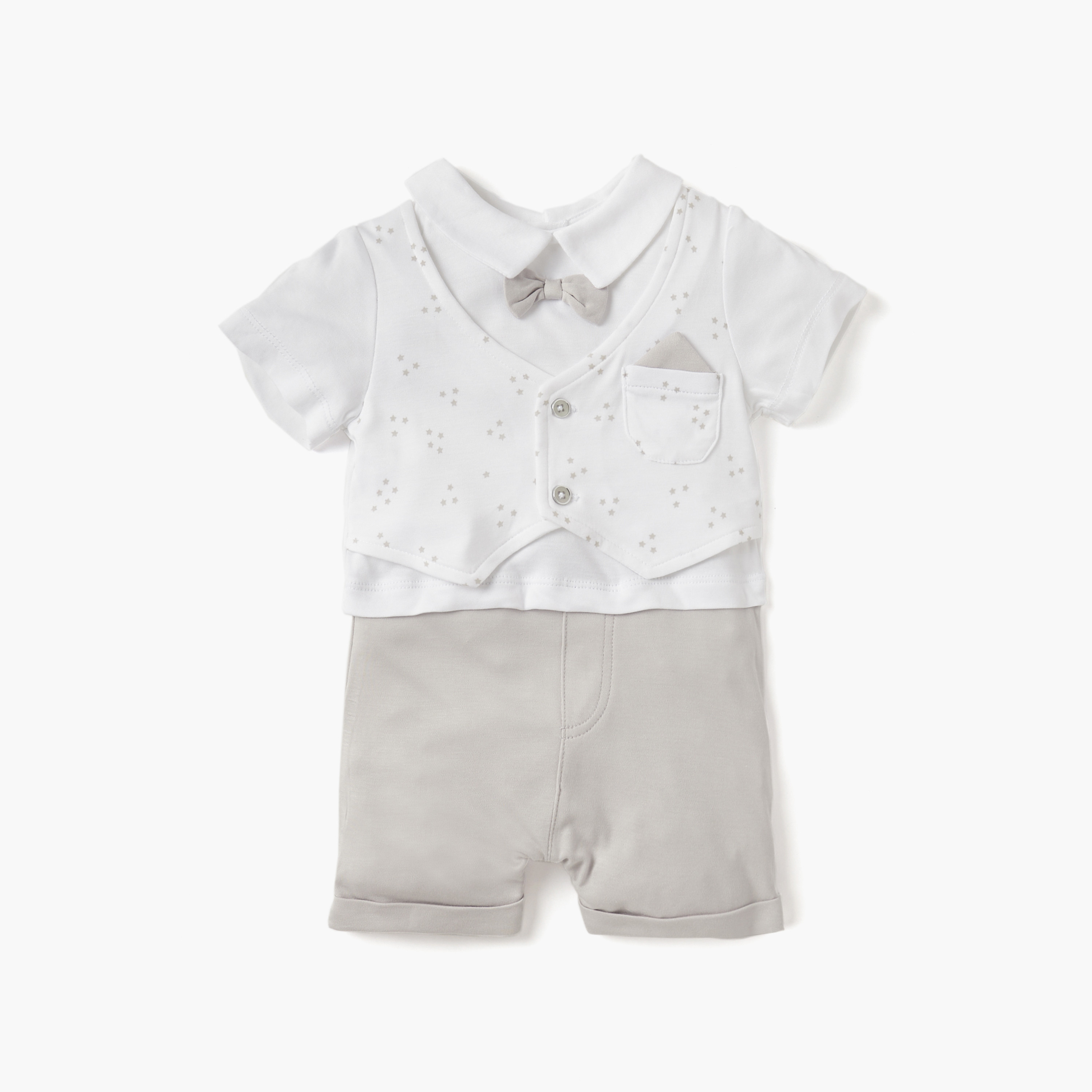 أفرول بطبعات نجمة وأكمام قصيرة وزينة فيونكة من جيجلز-baby-boys-clothing-rompers-image-5