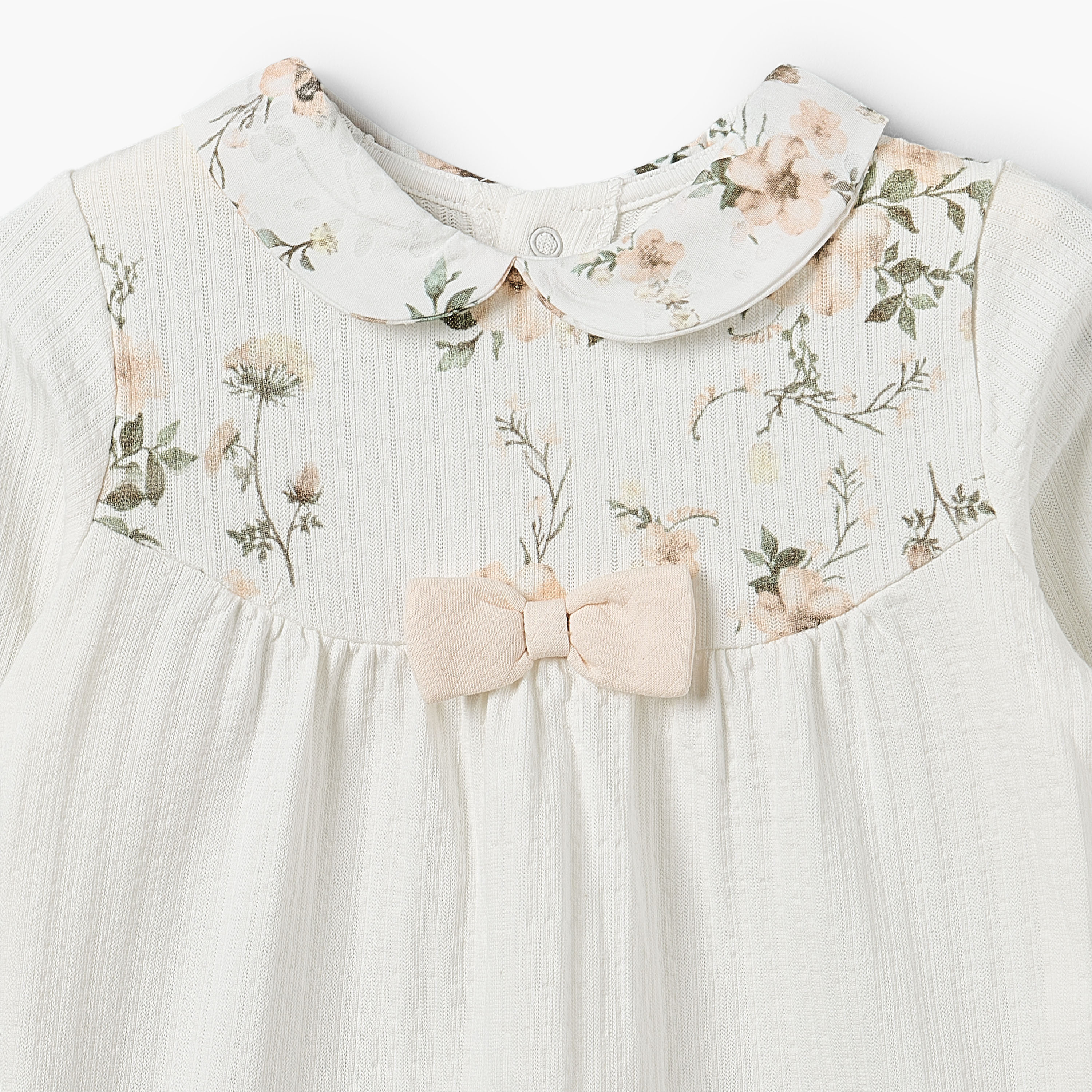 Giggles Cotton Peter Pan Collar Long Sleeves Sleepsuit with Floral Print-baby-girls-clothing-nightwear-sleepsuits-image-3