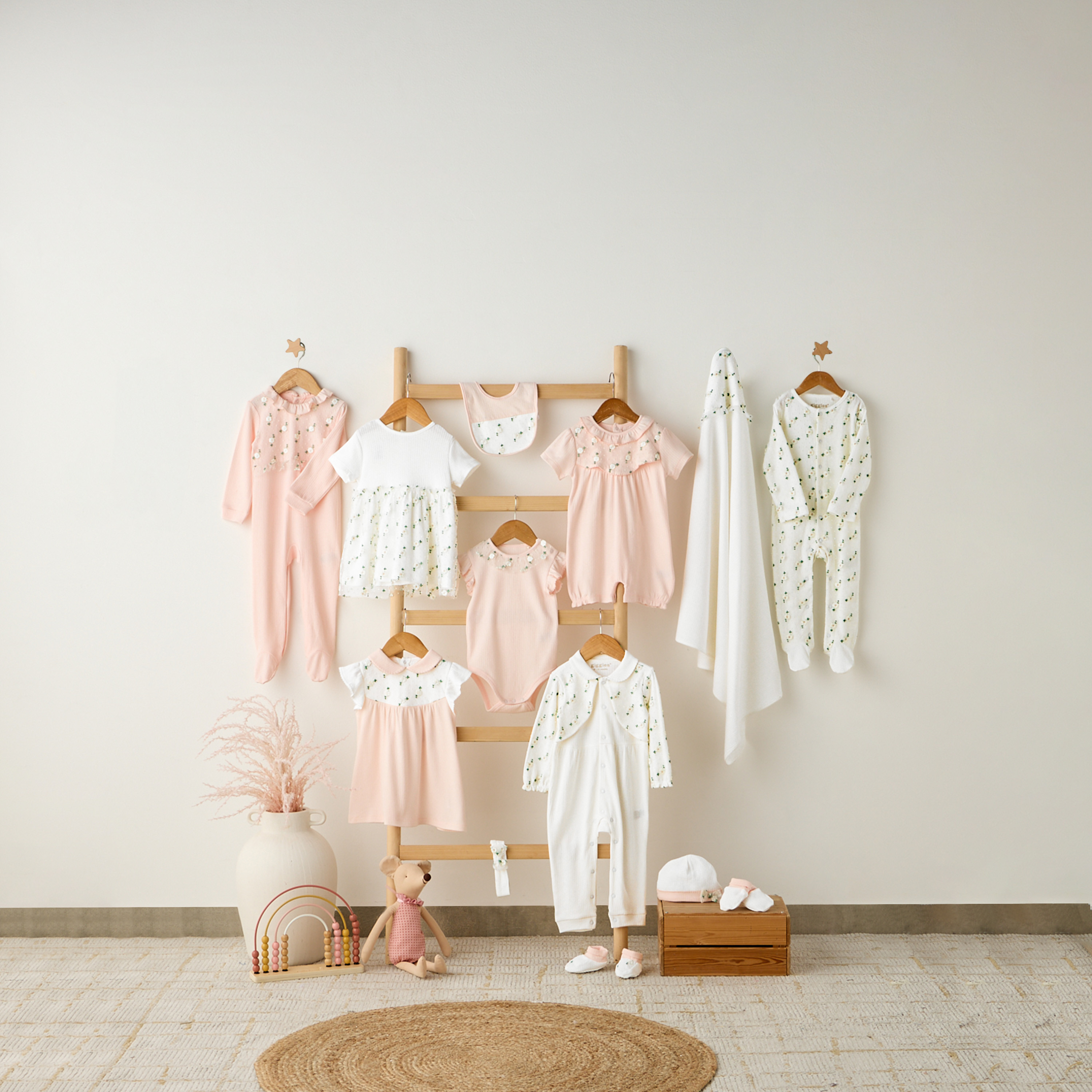 فستان مطرز طول الركبة دون أكمام بياقة بيتر بان-baby-girls-clothing-dressesandjumpsuits-image-5