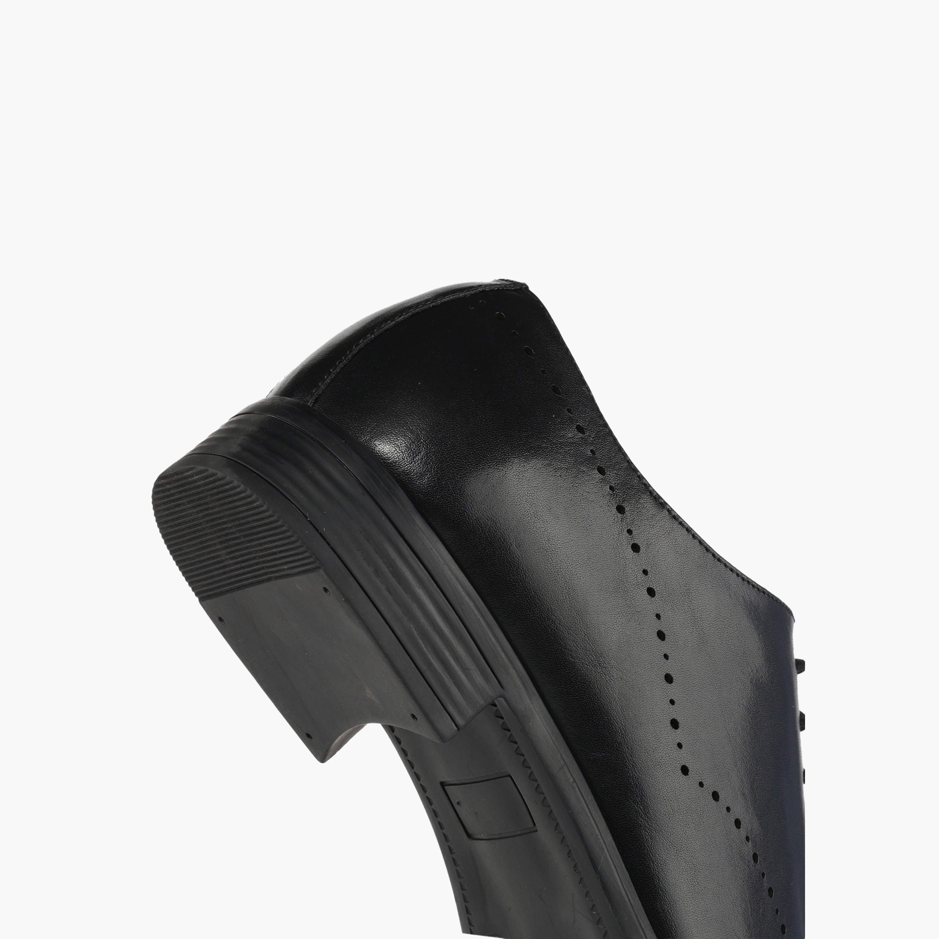 حذاء بروغ للرجال برباط إغلاق من إل بي إل من شوإكسبرس-men-shoes-formalshoes-image-5