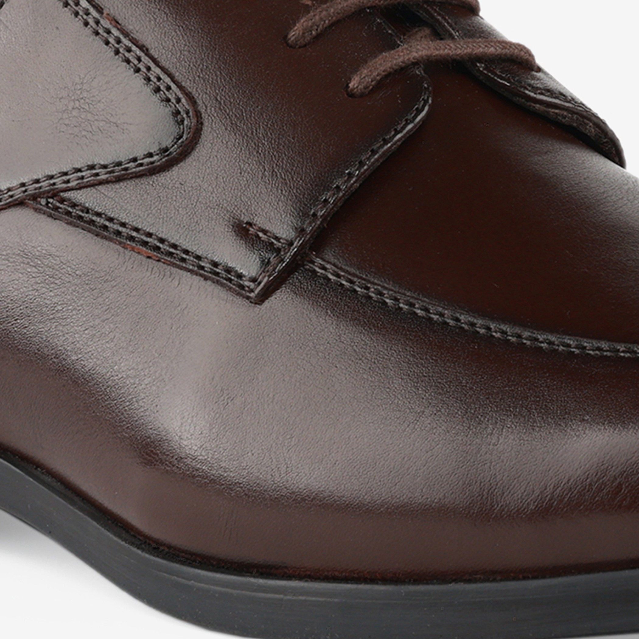 حذاء ديربي جلد برباط إغلاق للرجال من إل بي إل من شو إكسبريس-men-shoes-formalshoes-image-4