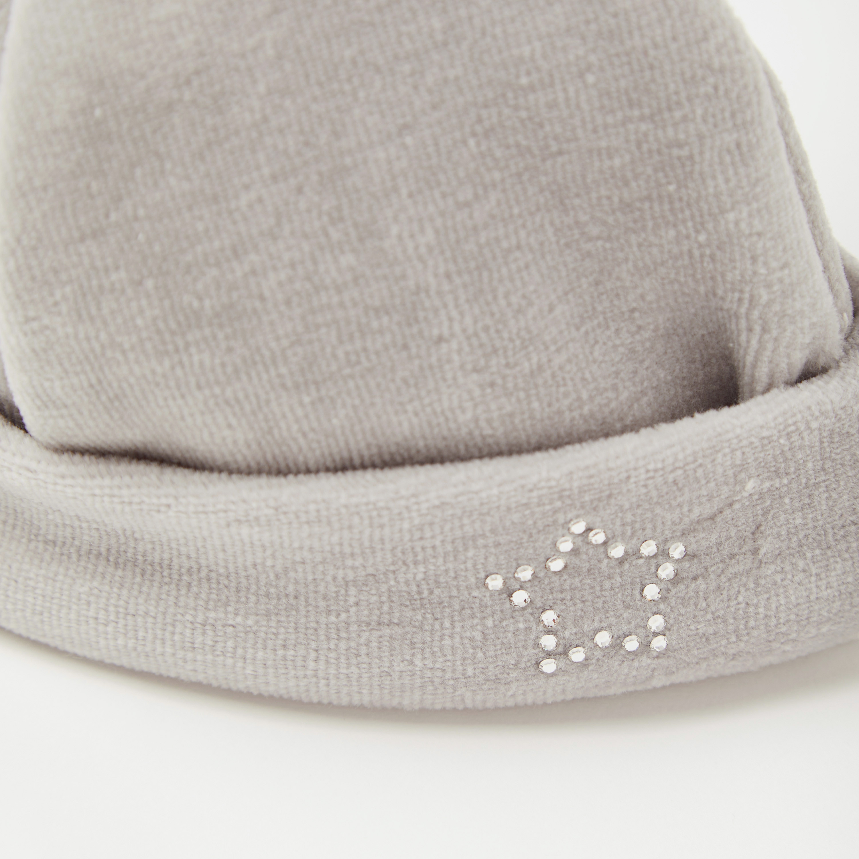 Giggles Cap with Embellished Detail-baby-girls-clothing-winterwear-winteraccessories-image-4