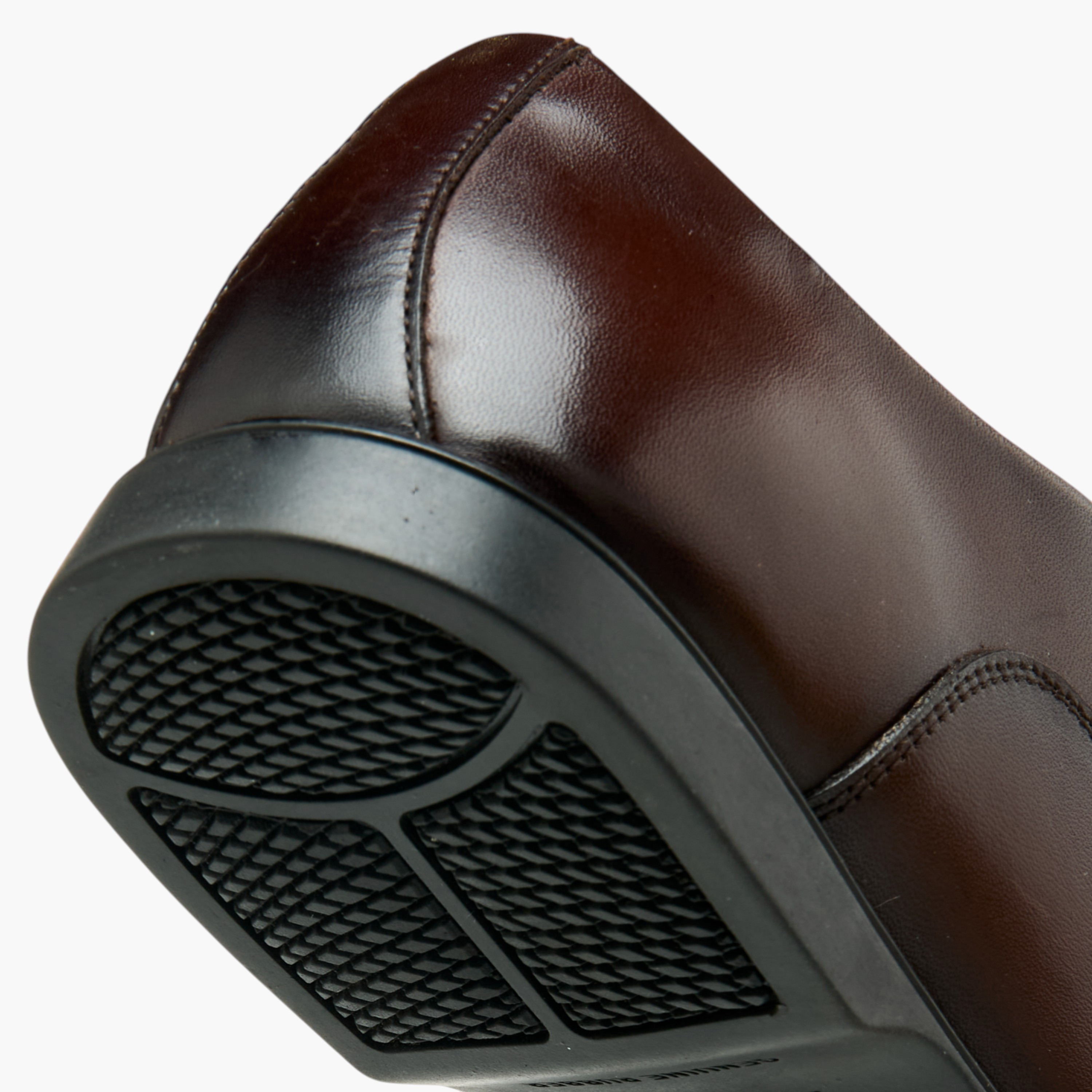 Le Confort Leather Solid Lace-Up Oxford Shoes-men-shoes-formalshoes-image-5