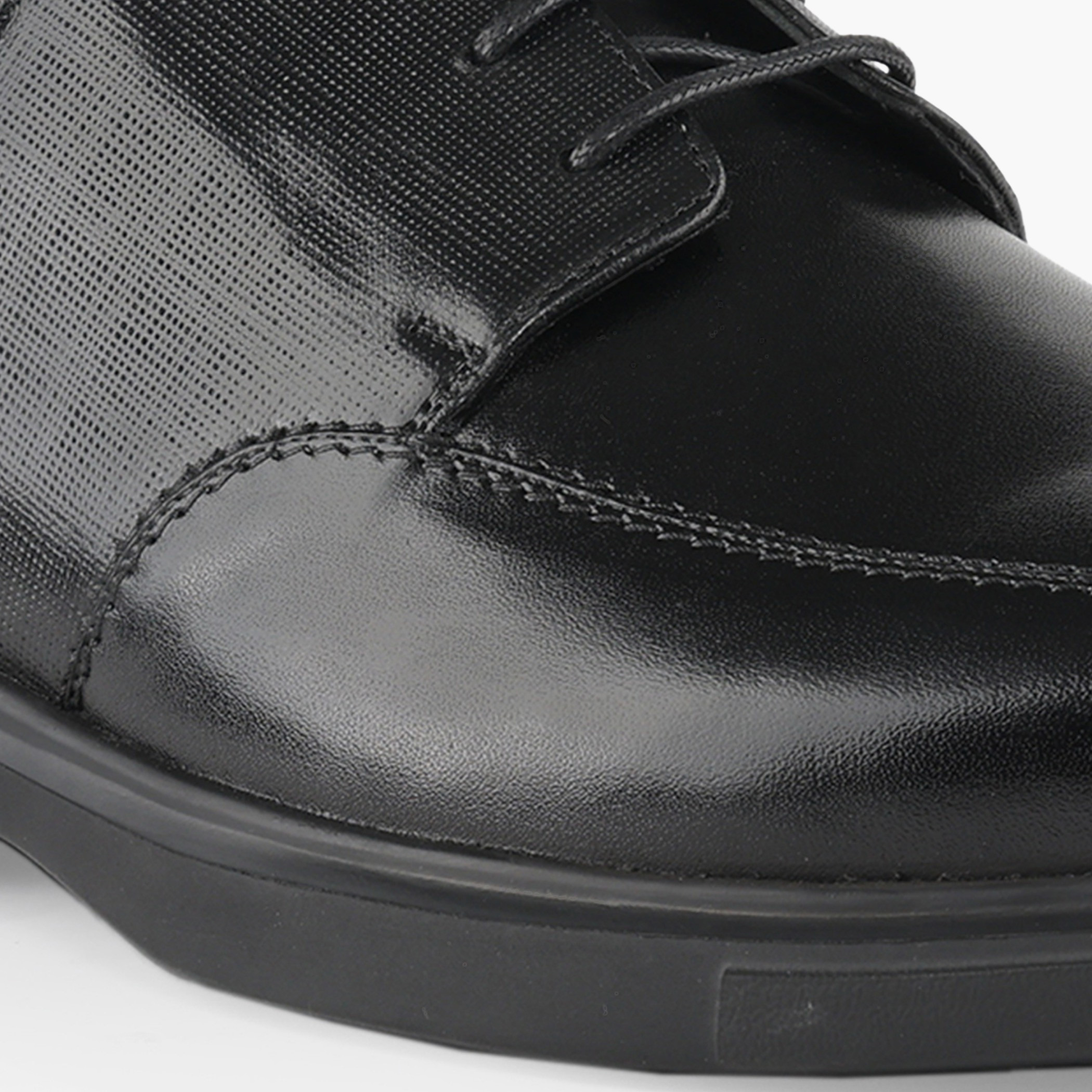 Le Confort Men Lace-Up Leather Derby Shoes-men-shoes-formalshoes-image-4