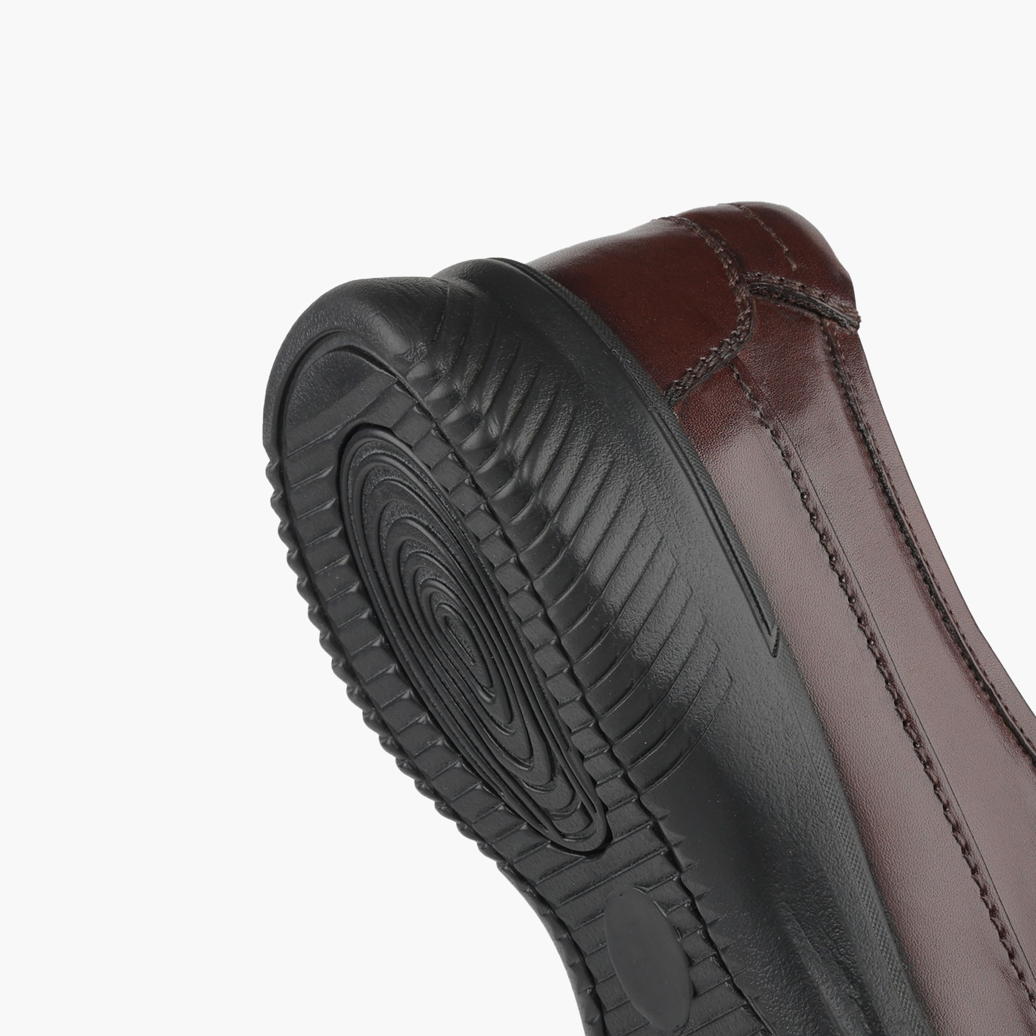 Le Confort Men Leather Slip-On Loafers-men-shoes-formalshoes-image-5