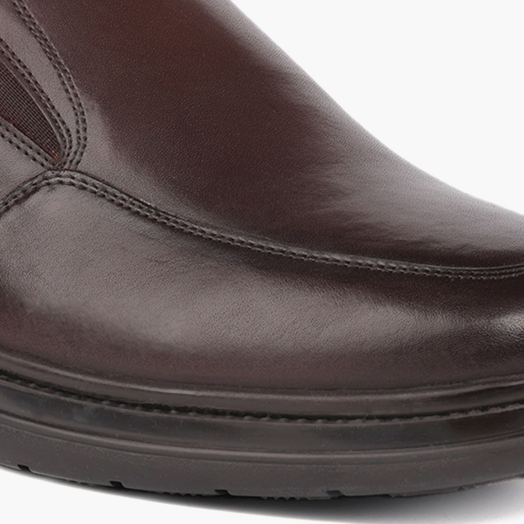 Le Confort Men Leather Slip-On Loafers-men-shoes-formalshoes-image-4
