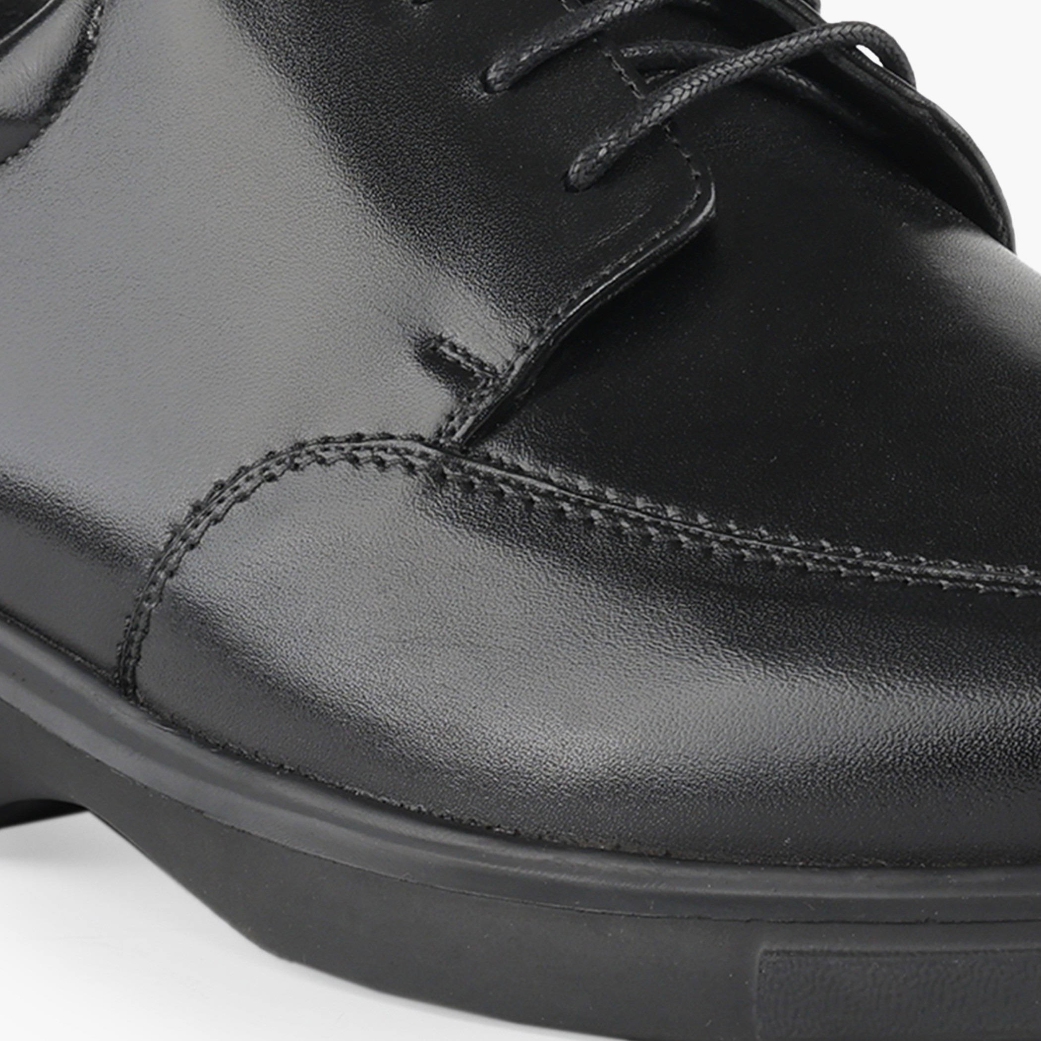 Le Confort Men Lace-Up Leather Derby Shoes-men-shoes-formalshoes-image-4