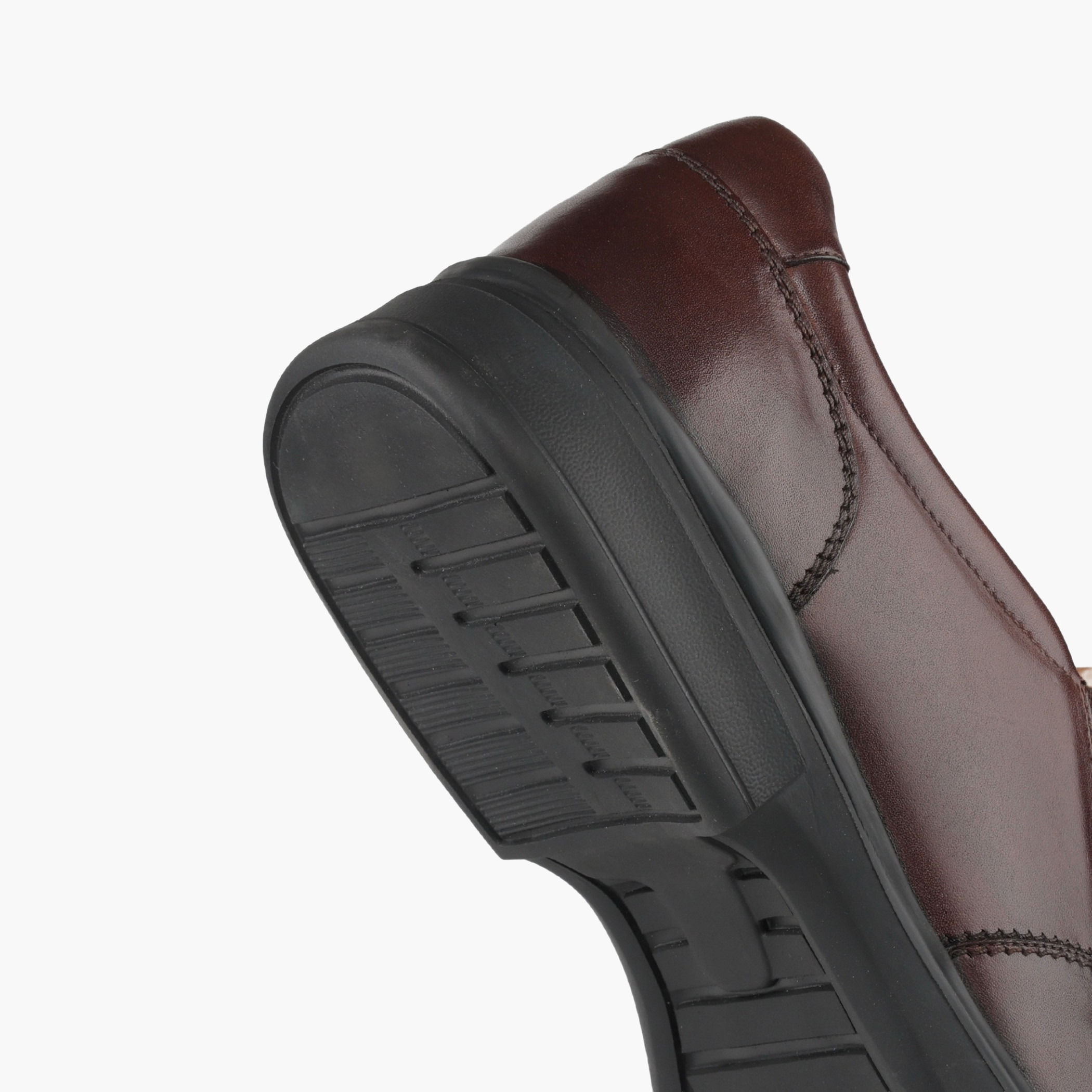 Le Confort Men Leather Slip-On Loafers-men-shoes-formalshoes-image-5