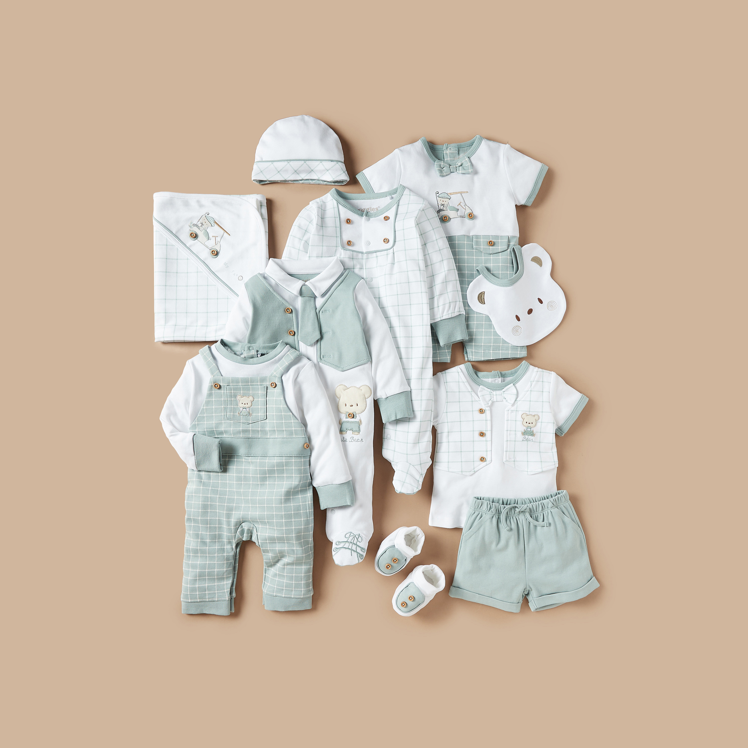 Giggles Bear Applique Checked Sleepsuit with Long Sleeves-baby-boys-clothing-nightwear-sleepsuits-image-5