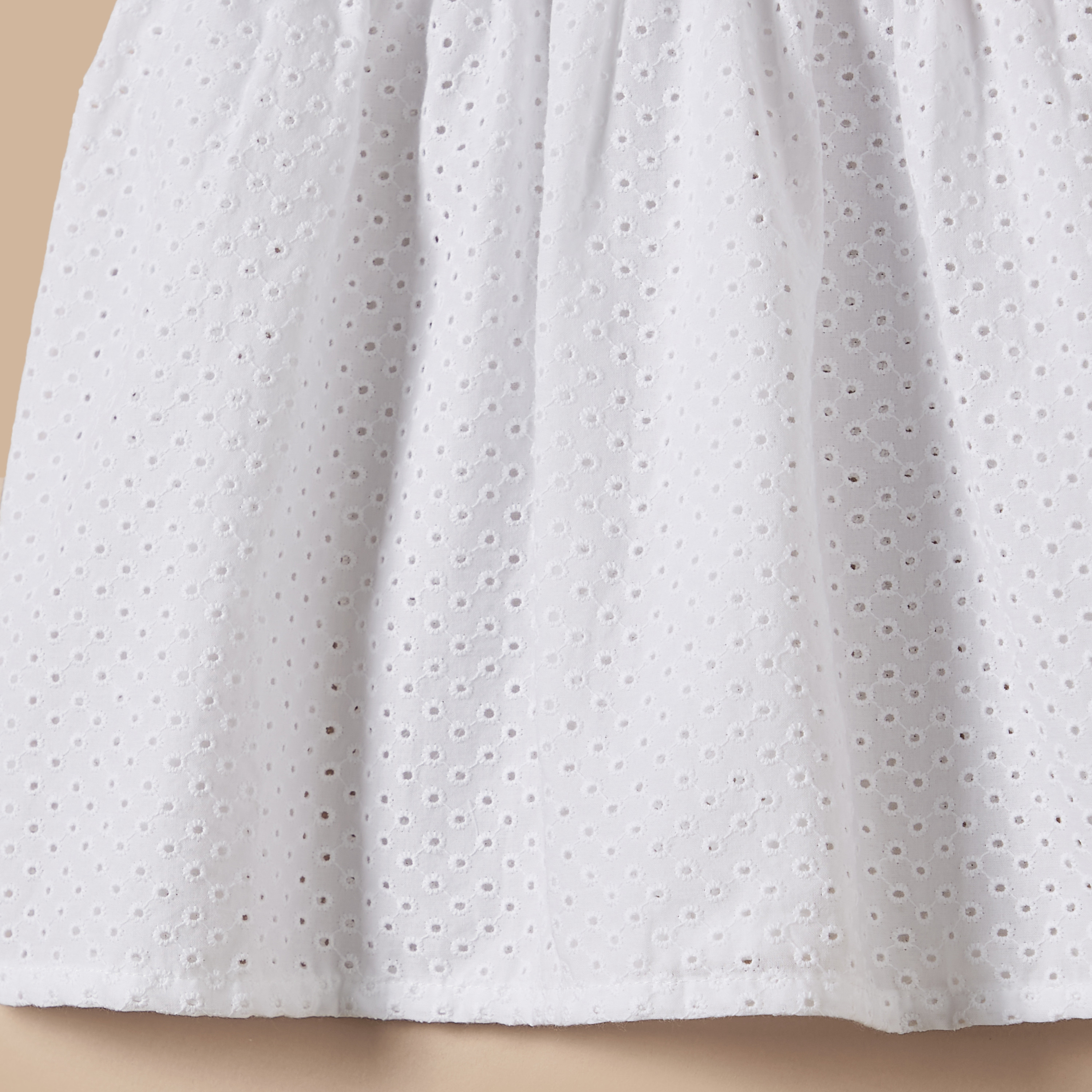 فستان مزين بياقة بيتر بان وأزرار إغلاق من جيجلز-baby-girls-clothing-dressesandjumpsuits-image-3