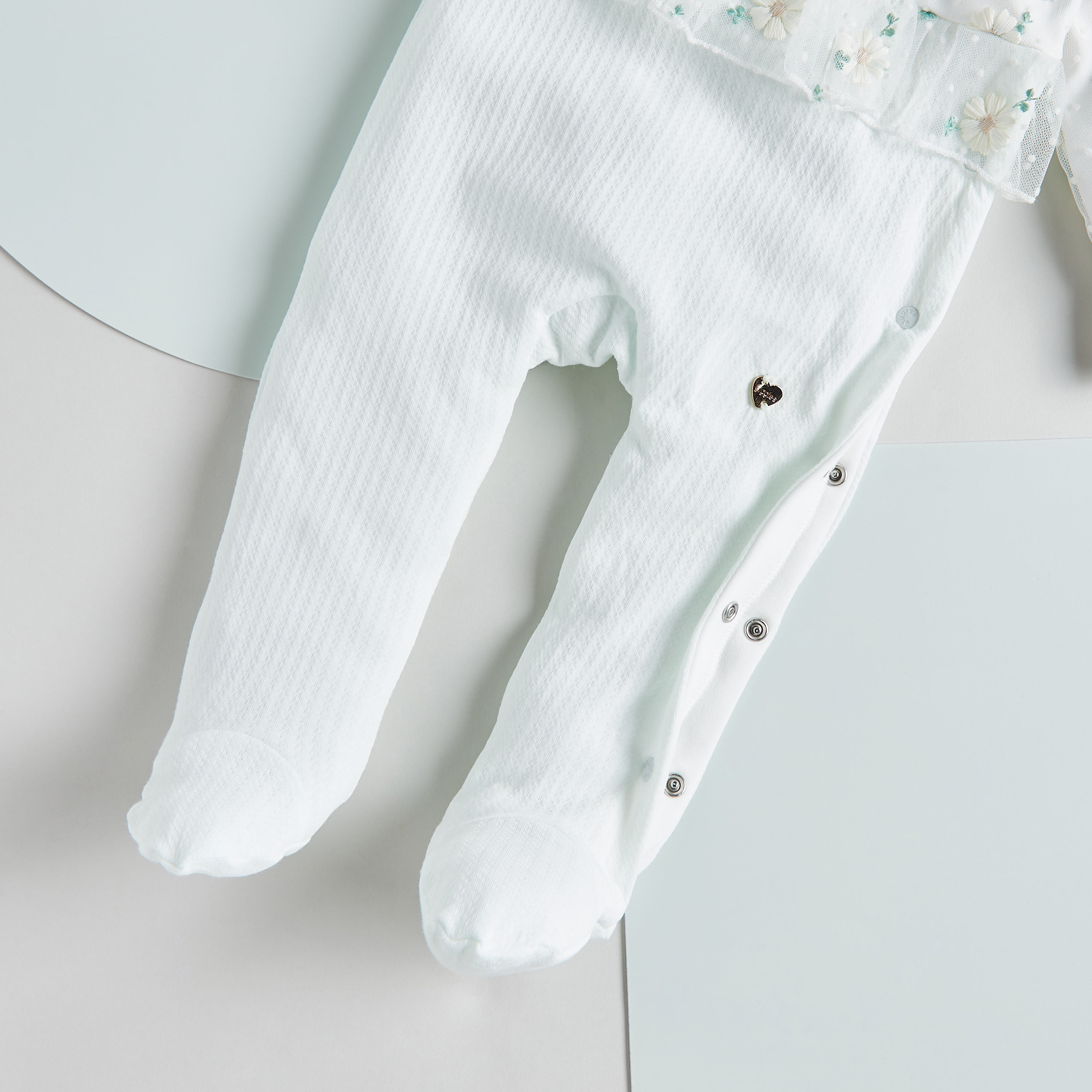 Giggles Floral Embroidered Sleepsuit with Long Sleeves-baby-girls-clothing-nightwear-sleepsuits-image-4