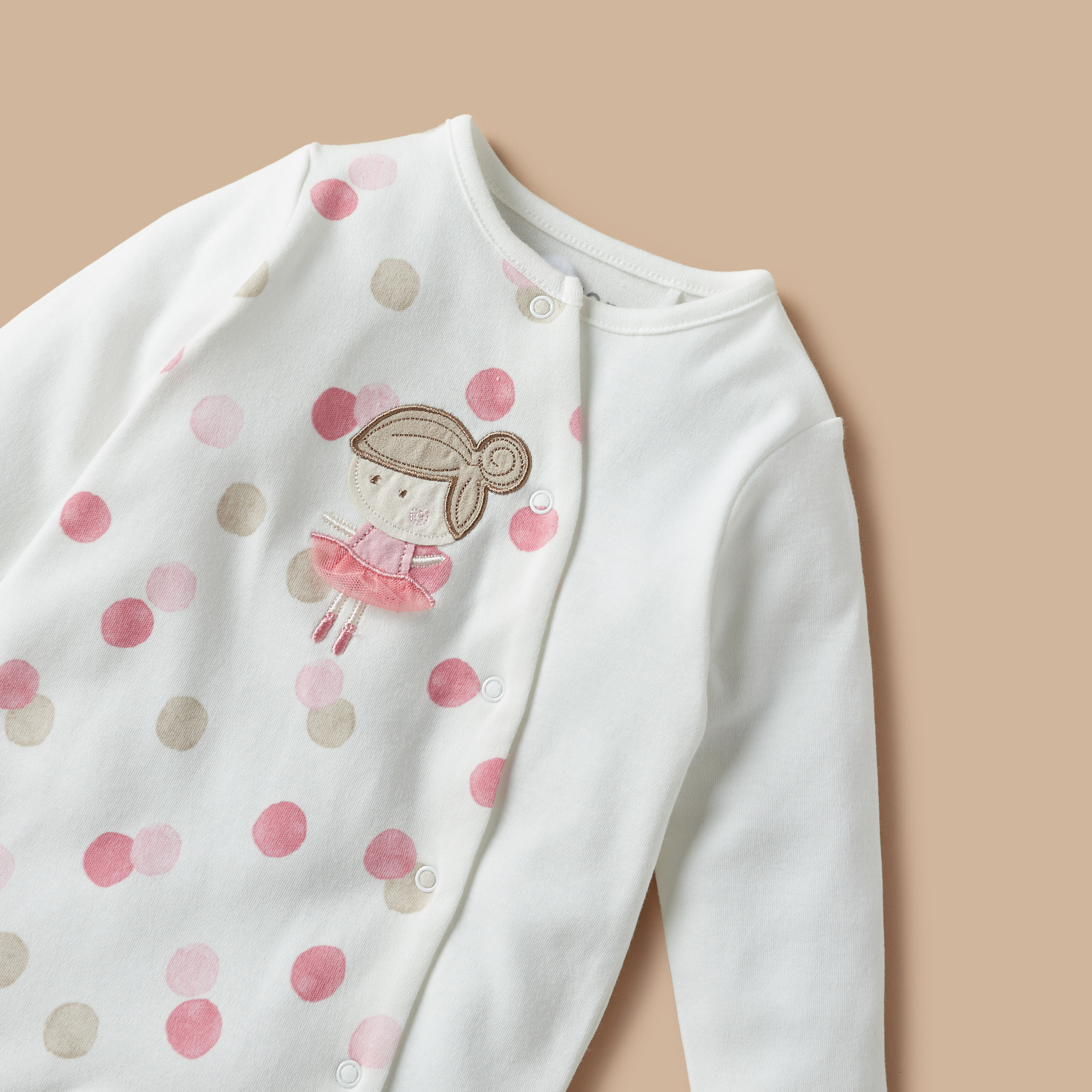 Juniors Applique Detail Sleepsuit with Long Sleeves-baby-girls-clothing-nightwear-sleepsuits-image-2