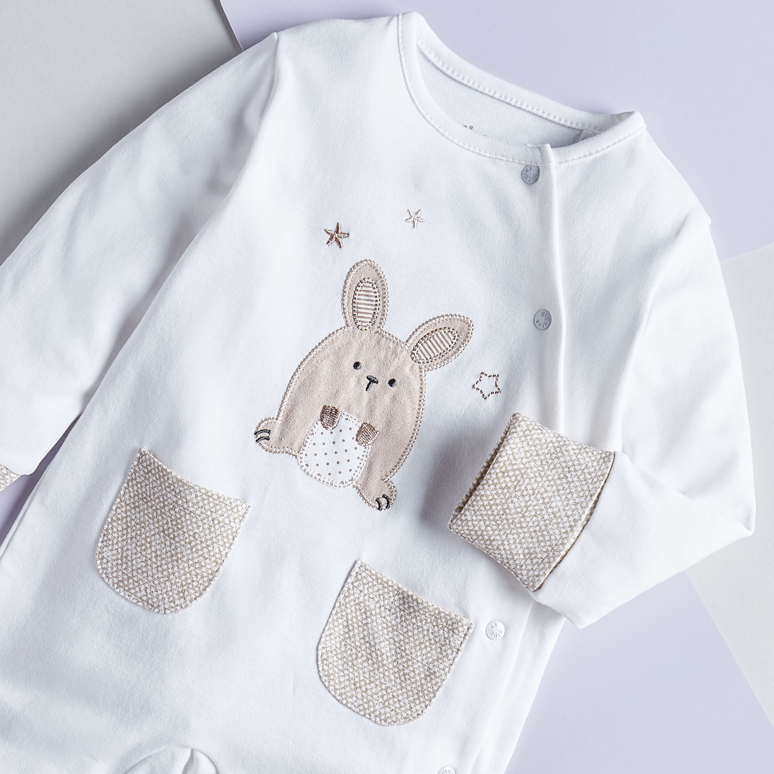 Giggles Bunny Applique Cotton Closed Feet Sleepsuit-baby-boys-clothing-nightwear-sleepsuits-image-2