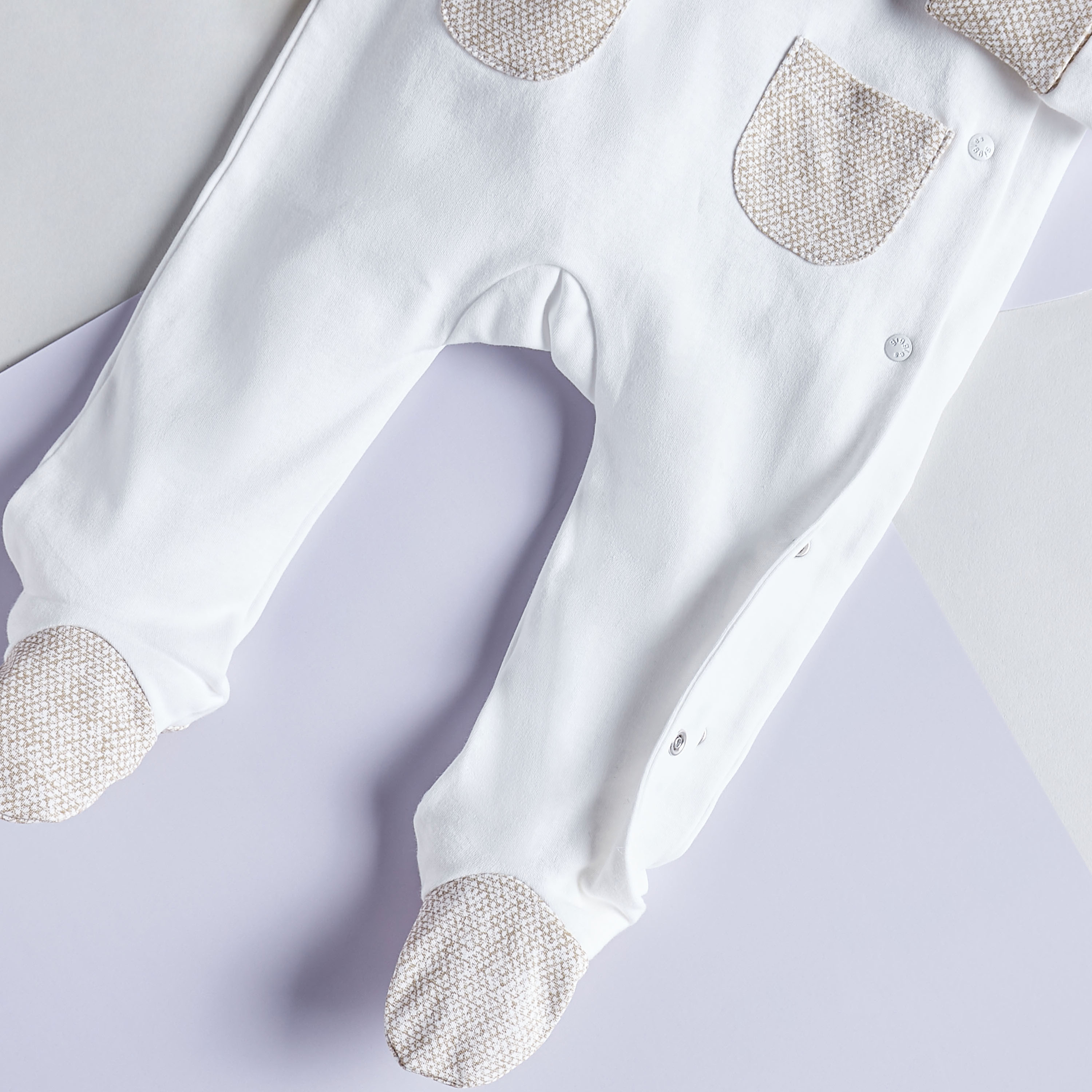 Giggles Bunny Applique Cotton Closed Feet Sleepsuit-baby-boys-clothing-nightwear-sleepsuits-image-3