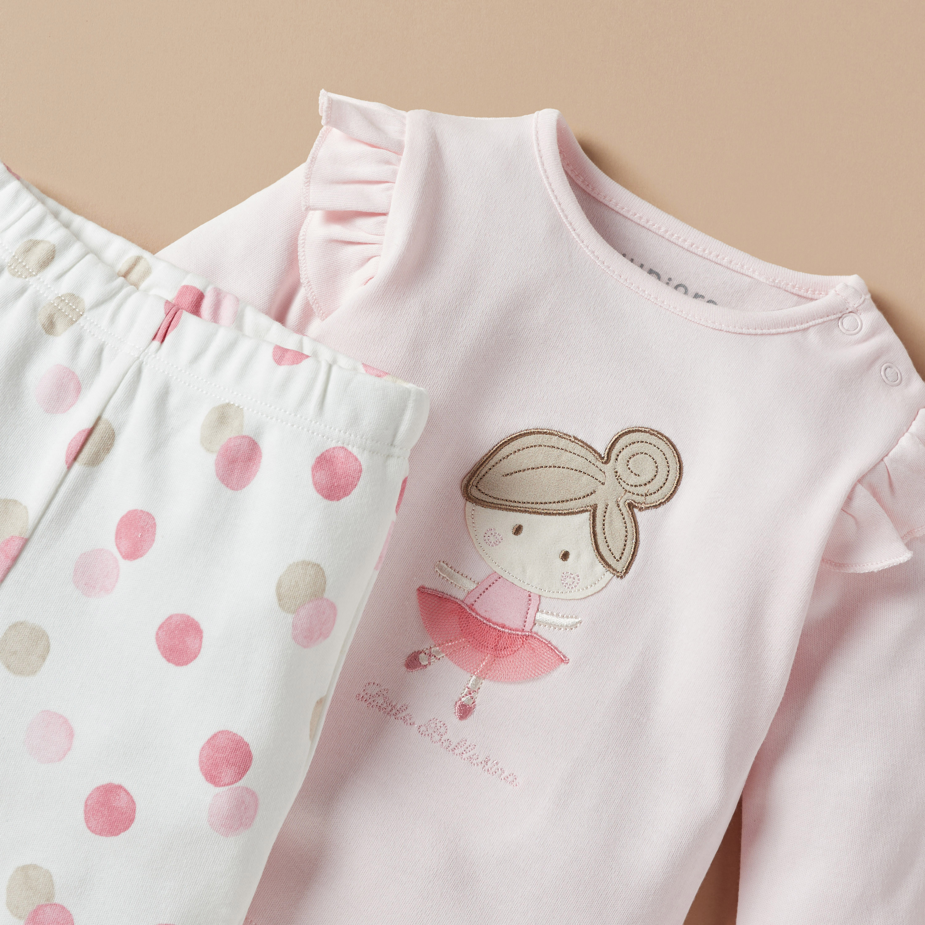 طقم بنطلون بيجاما وتيشيرت مطرّز من جونيورز-baby-girls-clothing-nightwear-pyjamasets-image-5