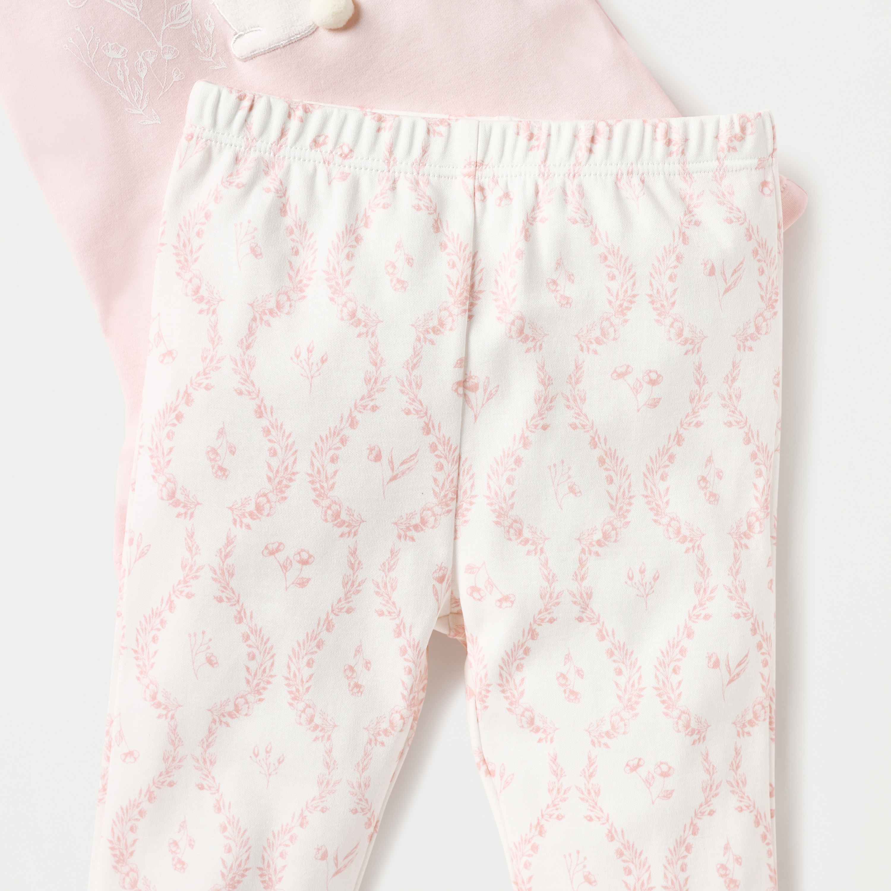 طقم بنطلون بيجاما وتيشيرت بزخارف أرنب من جيجلز-baby-girls-clothing-nightwear-pyjamasets-image-5