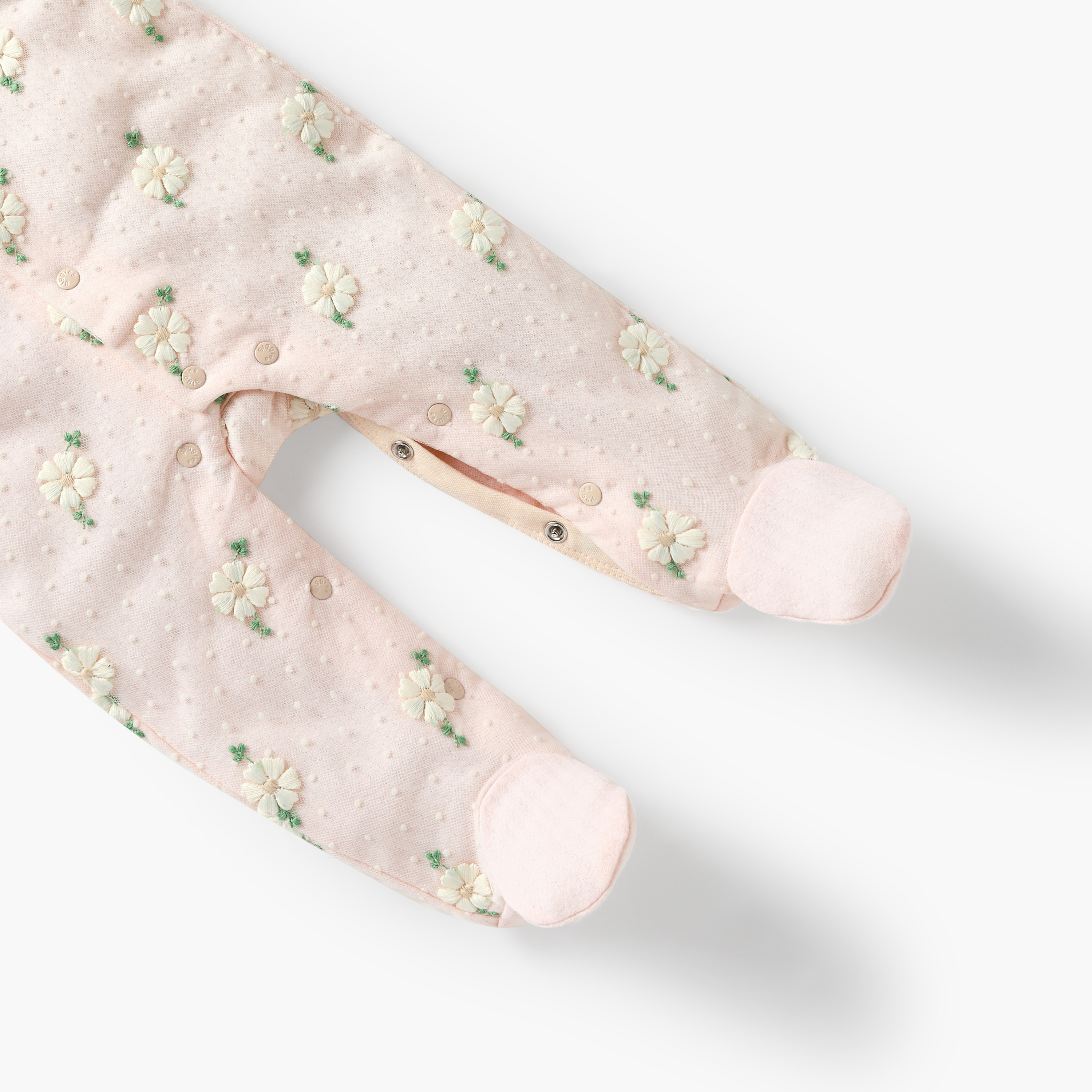 بدلة نوم مغلقة القدمين بأكمام طويلة وتطريز زهري من جيجلز-baby-girls-clothing-nightwear-sleepsuits-image-4