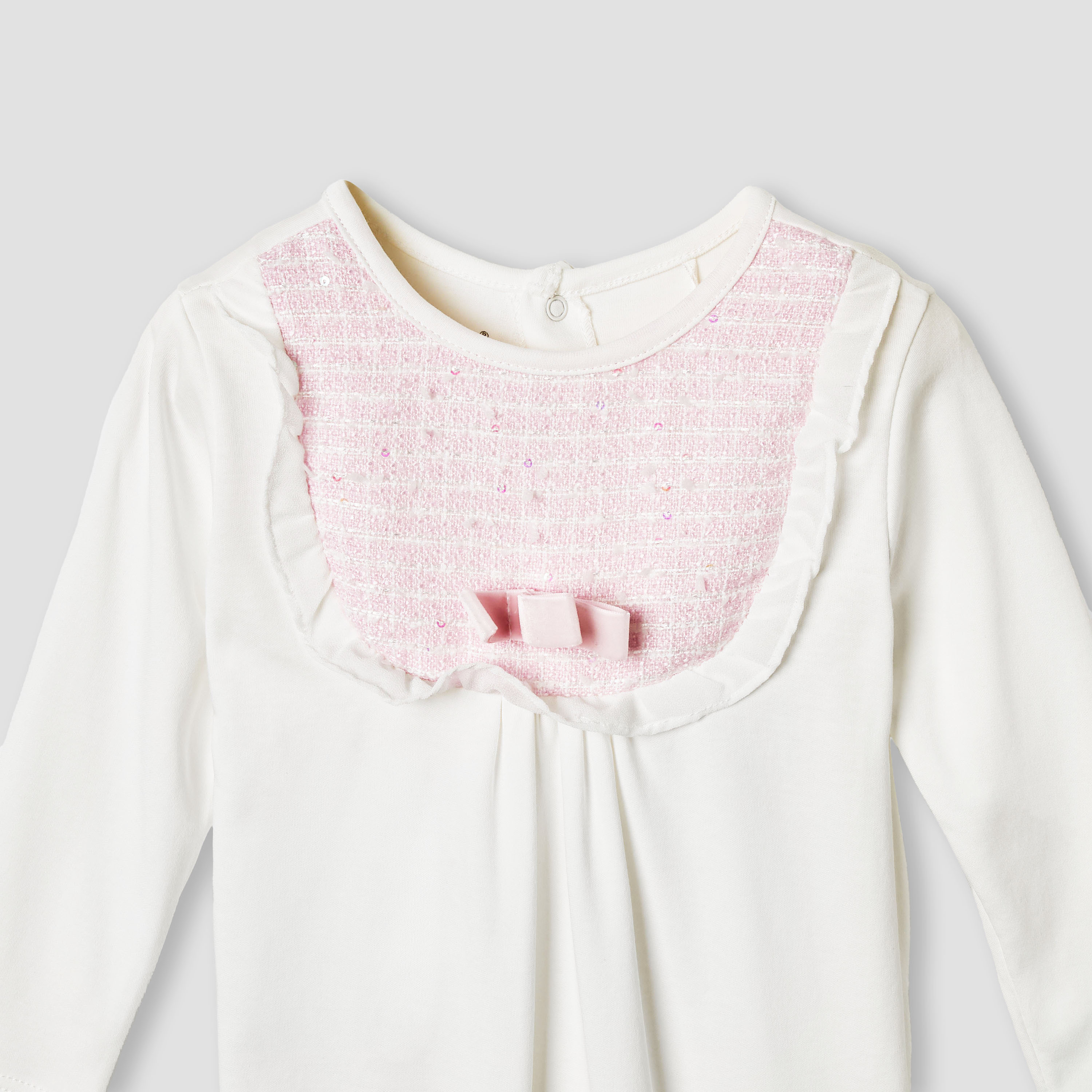Giggles Bow Accent Closed Feet Sleepsuit with Long Sleeves-baby-girls-clothing-nightwear-sleepsuits-image-4