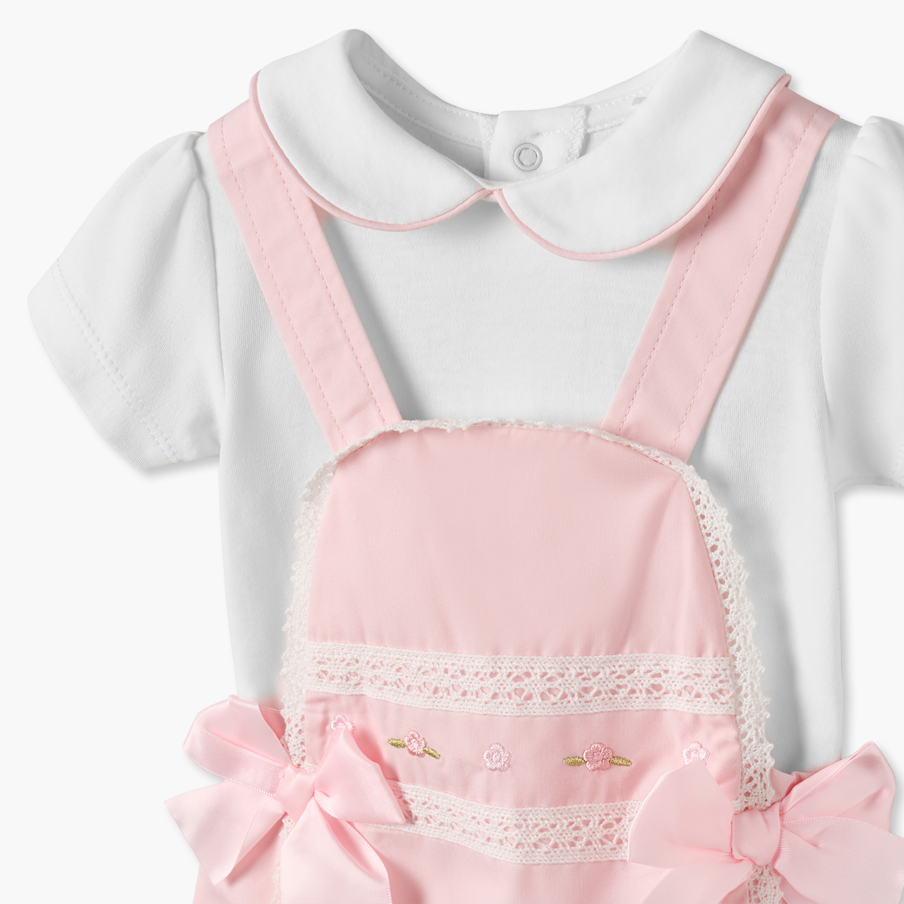 طقم بلوزة بأكمام قصيرة وياقة بيتر بان مع دنغري وتفاصيل دانتيل من جيجلز-baby-girls-clothing-setsandcoords-image-5