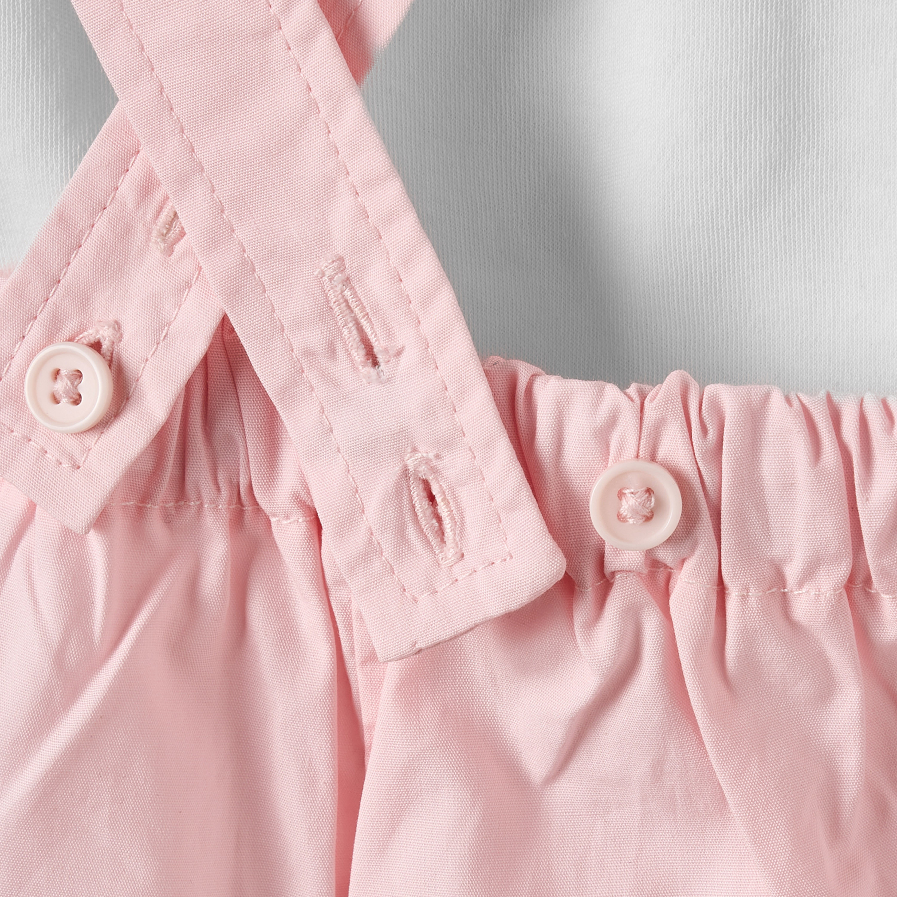 طقم بلوزة بأكمام قصيرة وياقة بيتر بان مع دنغري وتفاصيل دانتيل من جيجلز-baby-girls-clothing-setsandcoords-image-7