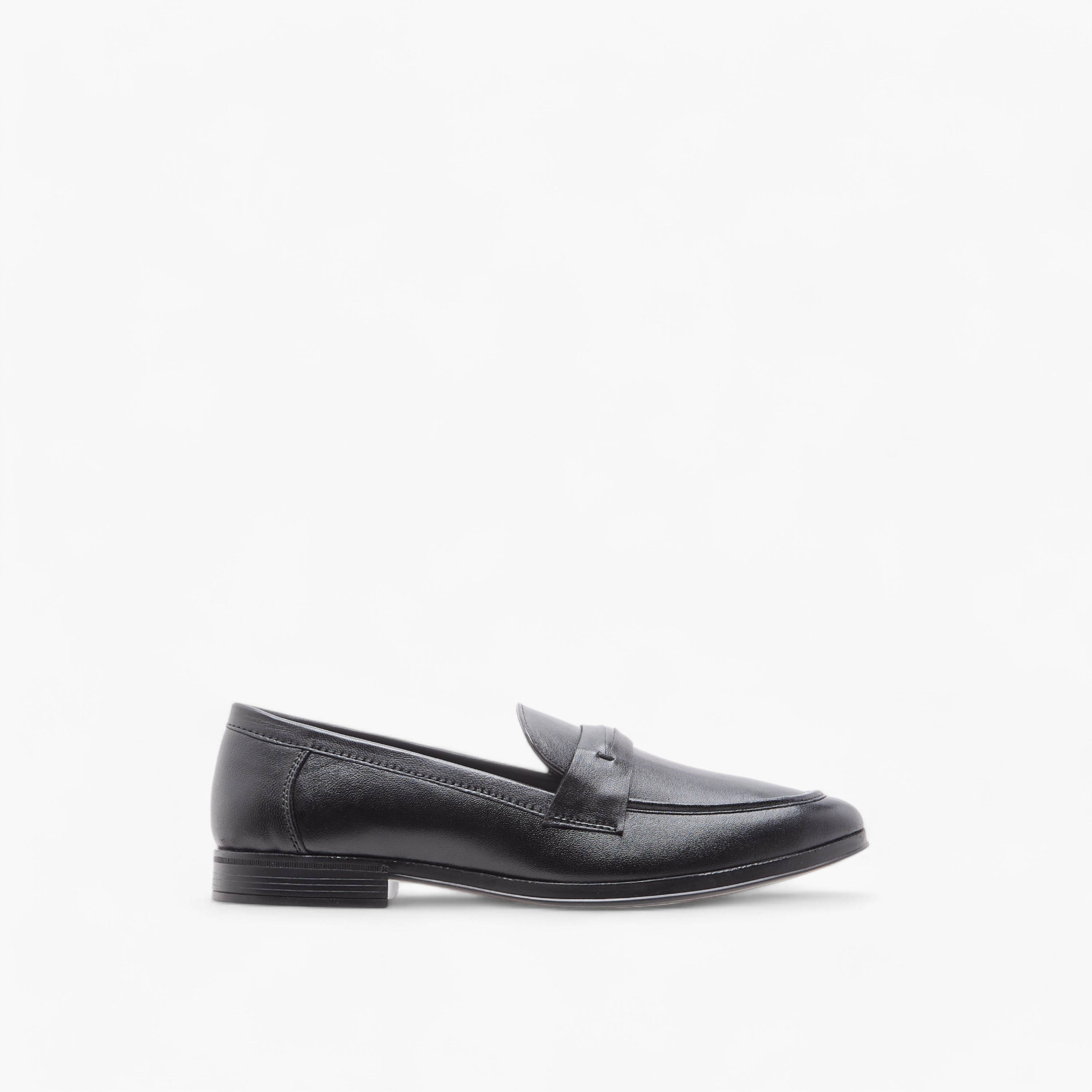 Duchini Men's Leather Slip-On Loafers with Cutout Detail-men-shoes-formalshoes-image-3