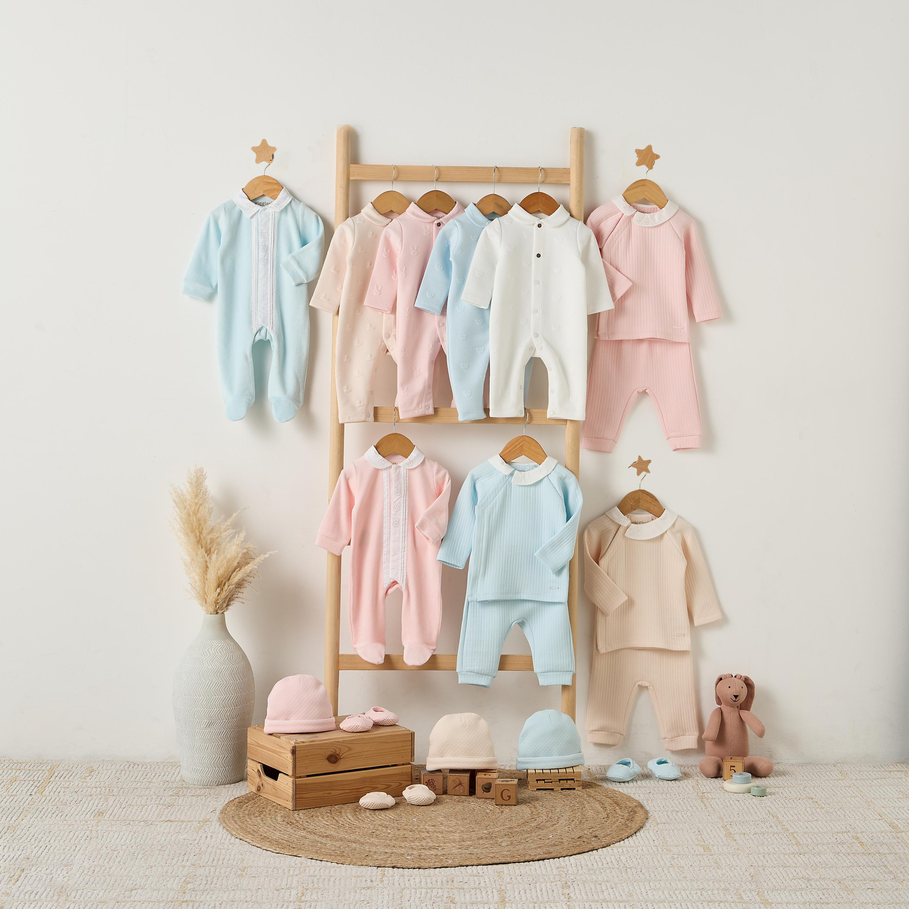 Giggles Collared Long Sleeves Pyjama Set with Ribbed Texture-baby-boys-clothing-nightwear-pyjamasets-image-11