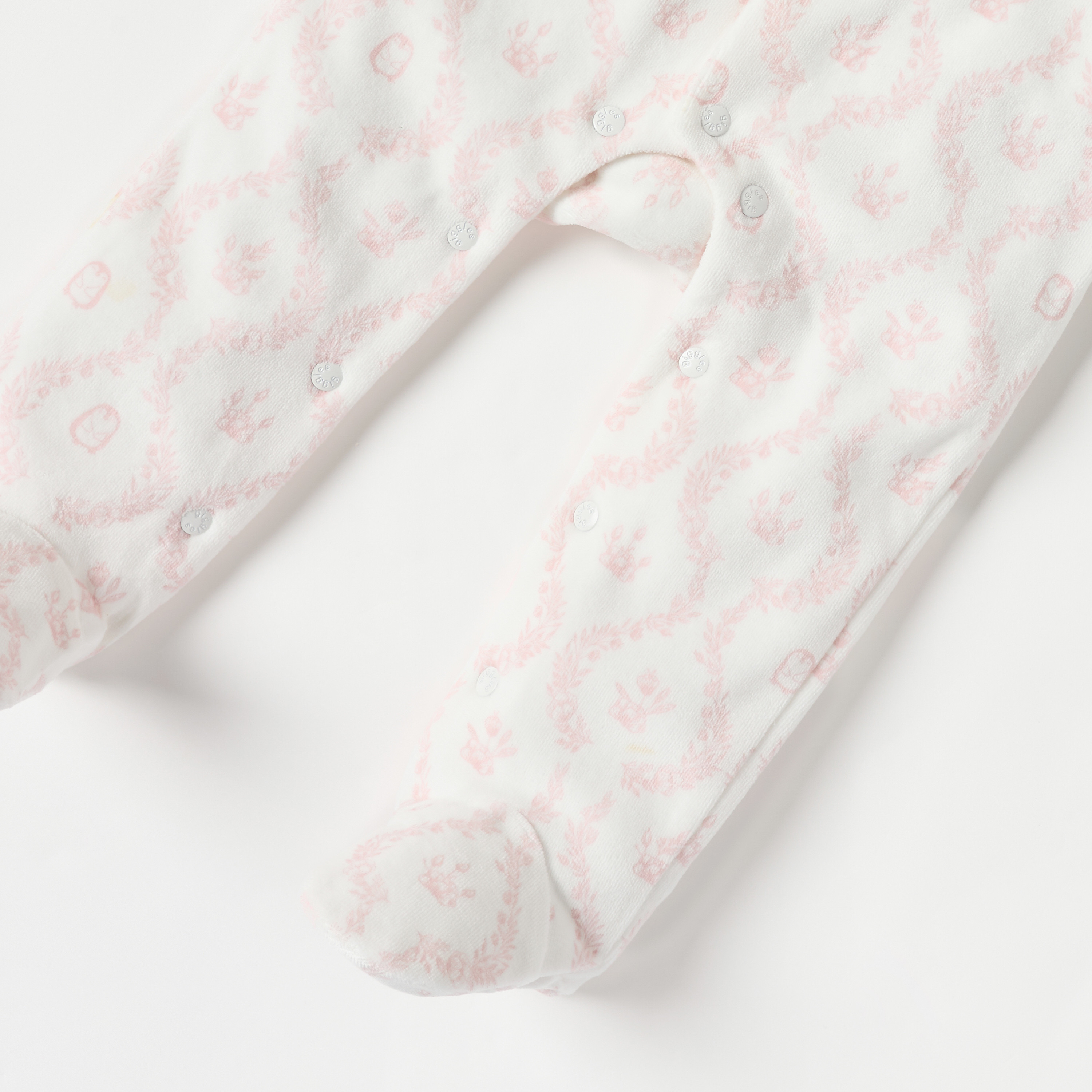 Giggles Floral Print Closed Feet Sleepsuit with Button Closure-baby-girls-clothing-nightwear-sleepsuits-image-4