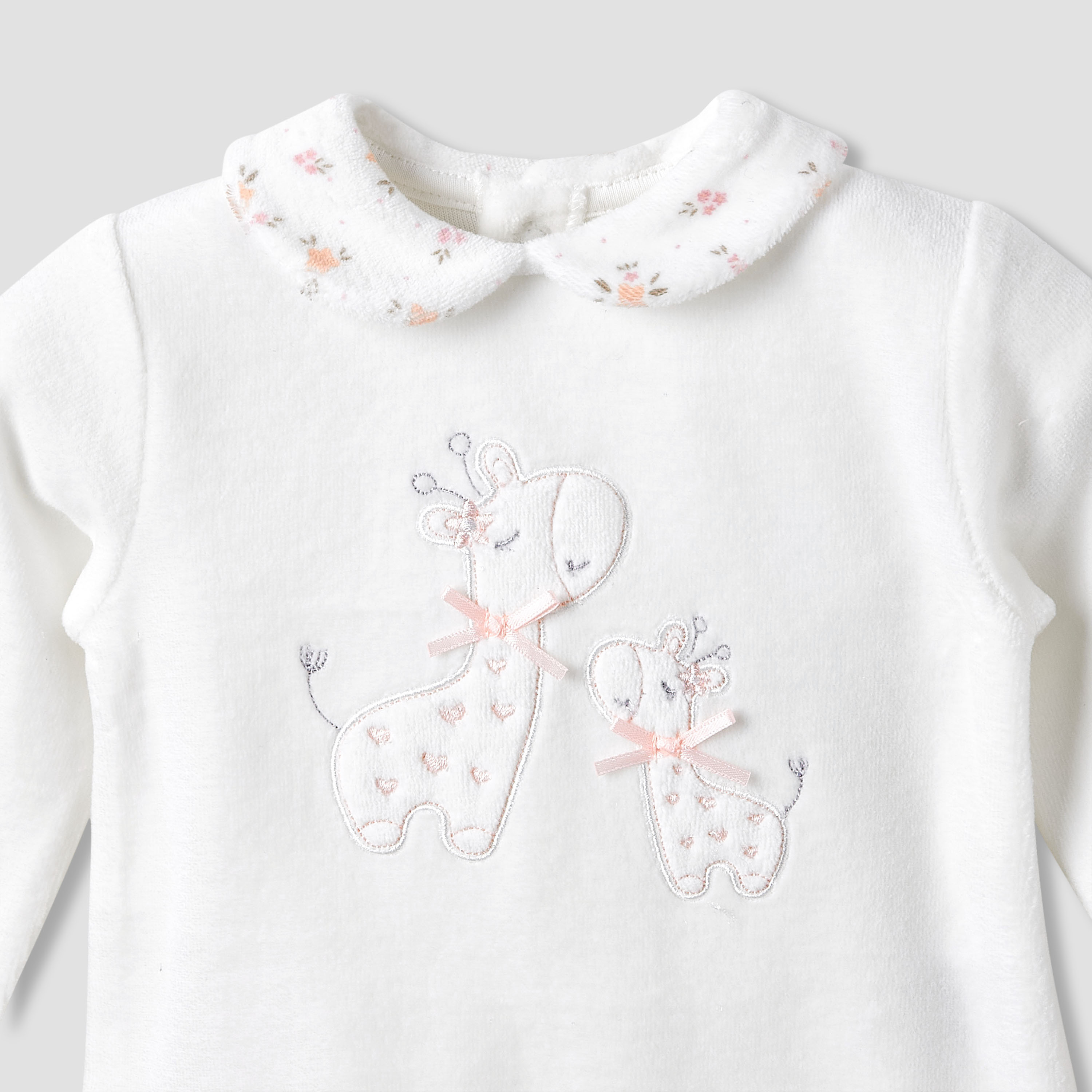 طقم بيجاما بياقة وأكمام طويلة وتطريز زرافة من جونيورز-baby-girls-clothing-nightwear-pyjamasets-image-4