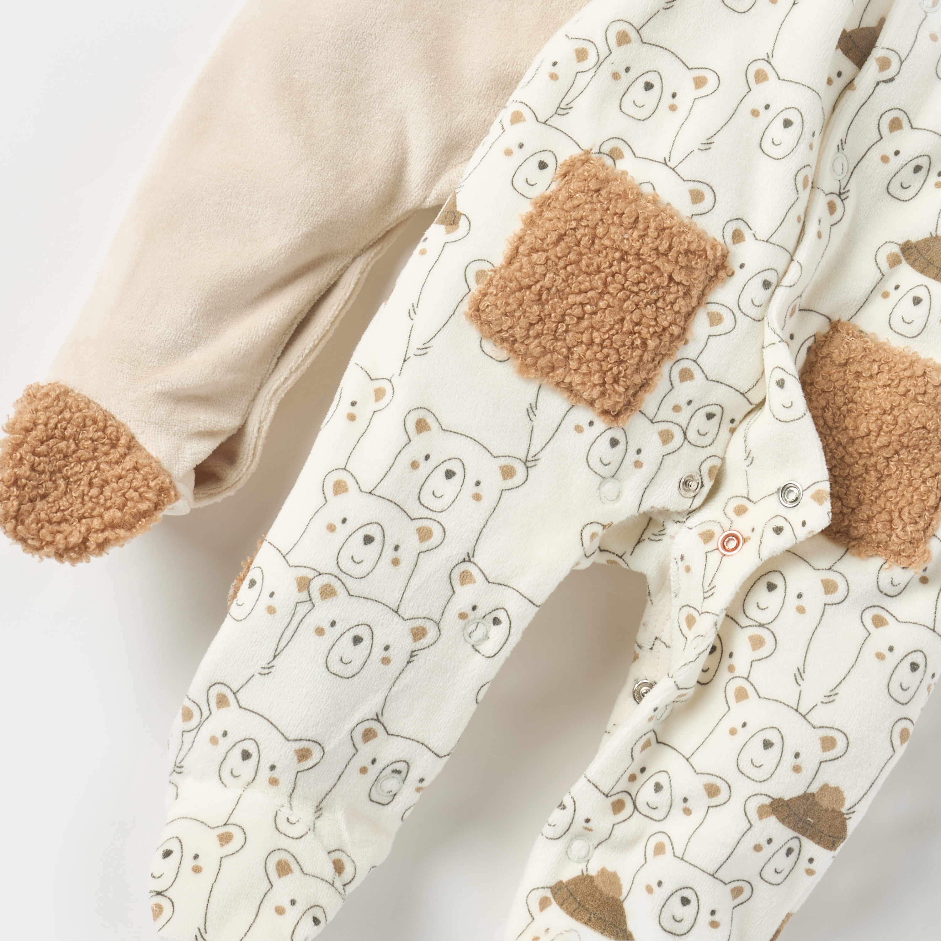 Juniors Bear Print Velour Closed Feet Sleepsuit with Button Closure - Set of 2-baby-boys-clothing-winterwear-sleepsuits-image-5