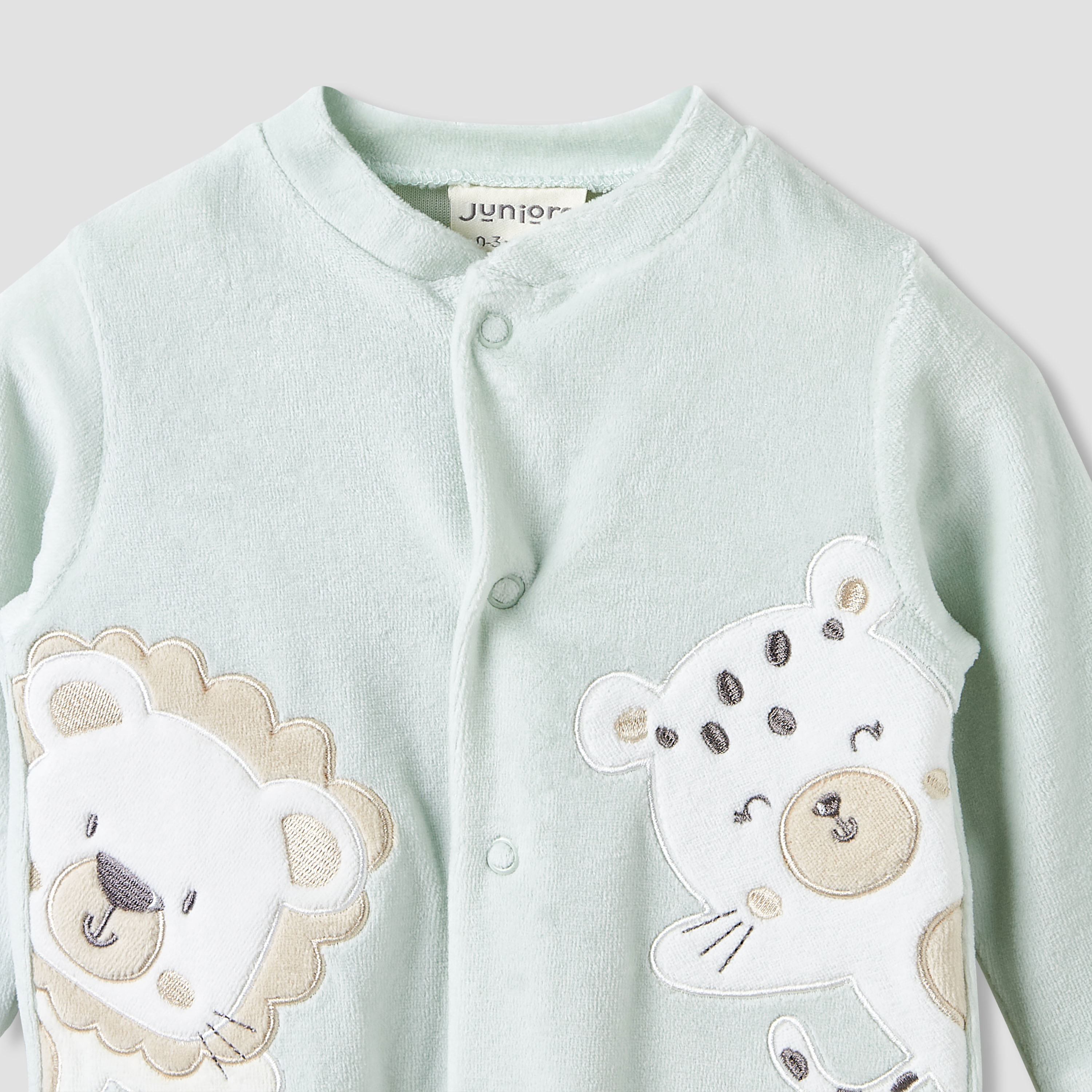 بدلة نوم قطيفة بياقة وأكمام طويلة وقبعة بيني من جونيورز-baby-boys-clothing-winterwear-sleepsuits-image-3