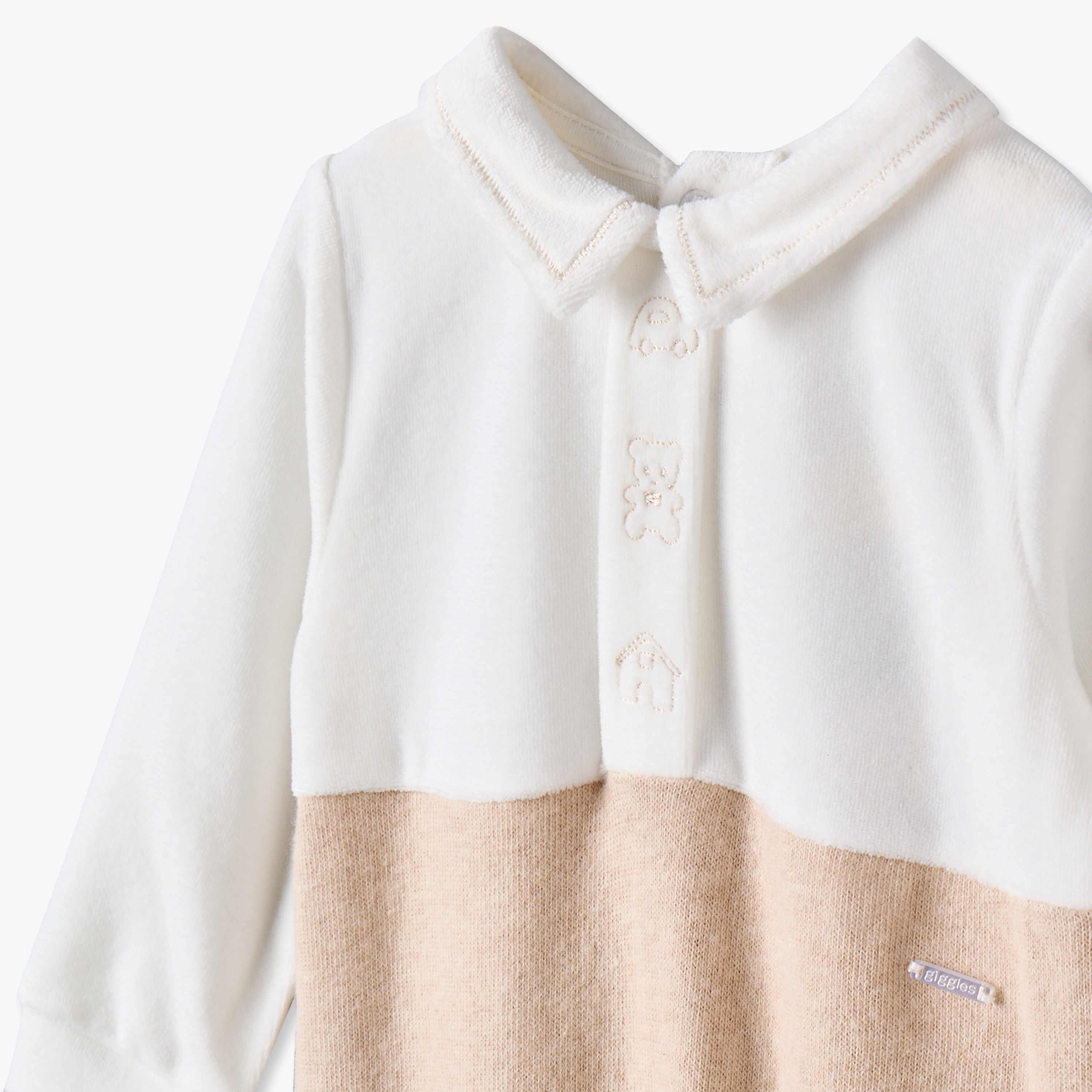 بدلة نوم قطيفة مطرزة بياقة وأكمام طويلة من جونيورز-baby-boys-clothing-nightwear-sleepsuits-image-3