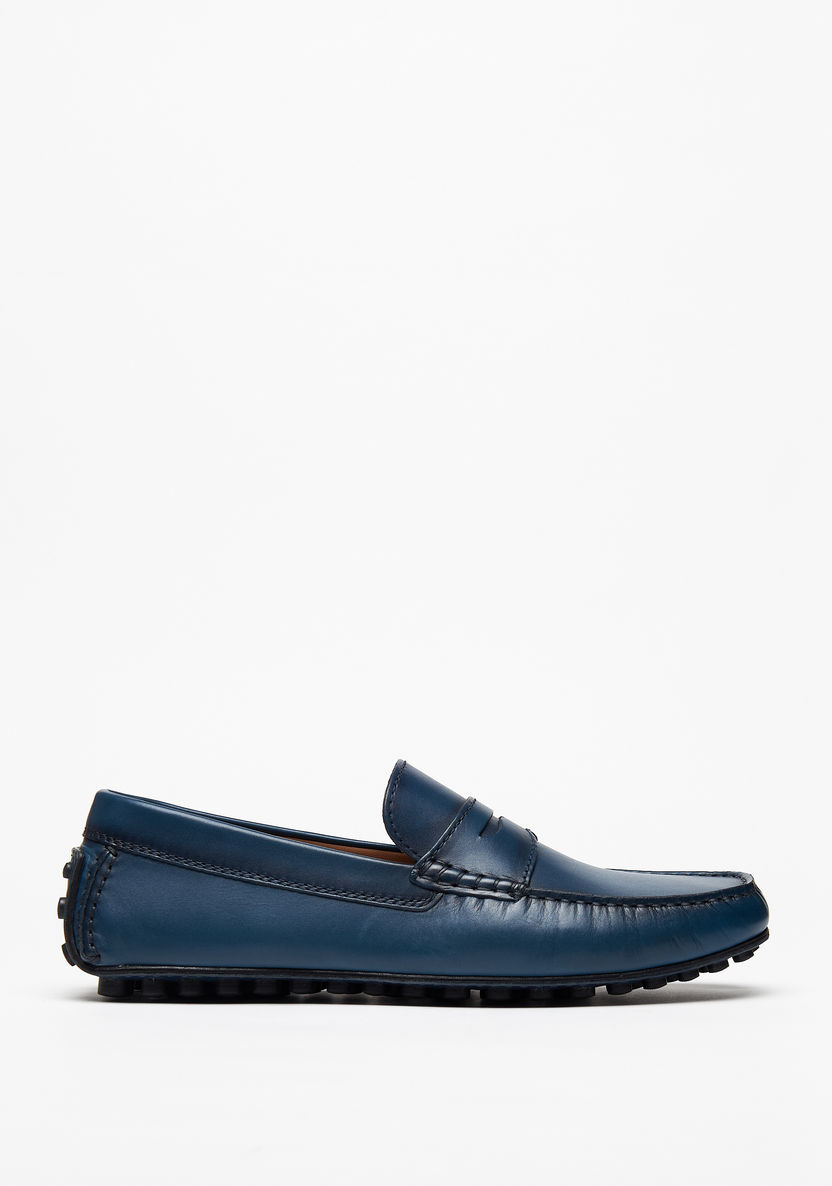Duchini Men's Slip-On Moccasins with Cutout Detail-Men%27s Casual Shoes-image-1