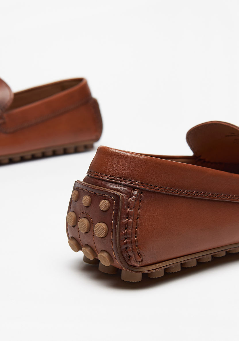 Duchini Men's Slip-On Moccasins with Cutout Detail-Men%27s Casual Shoes-image-3