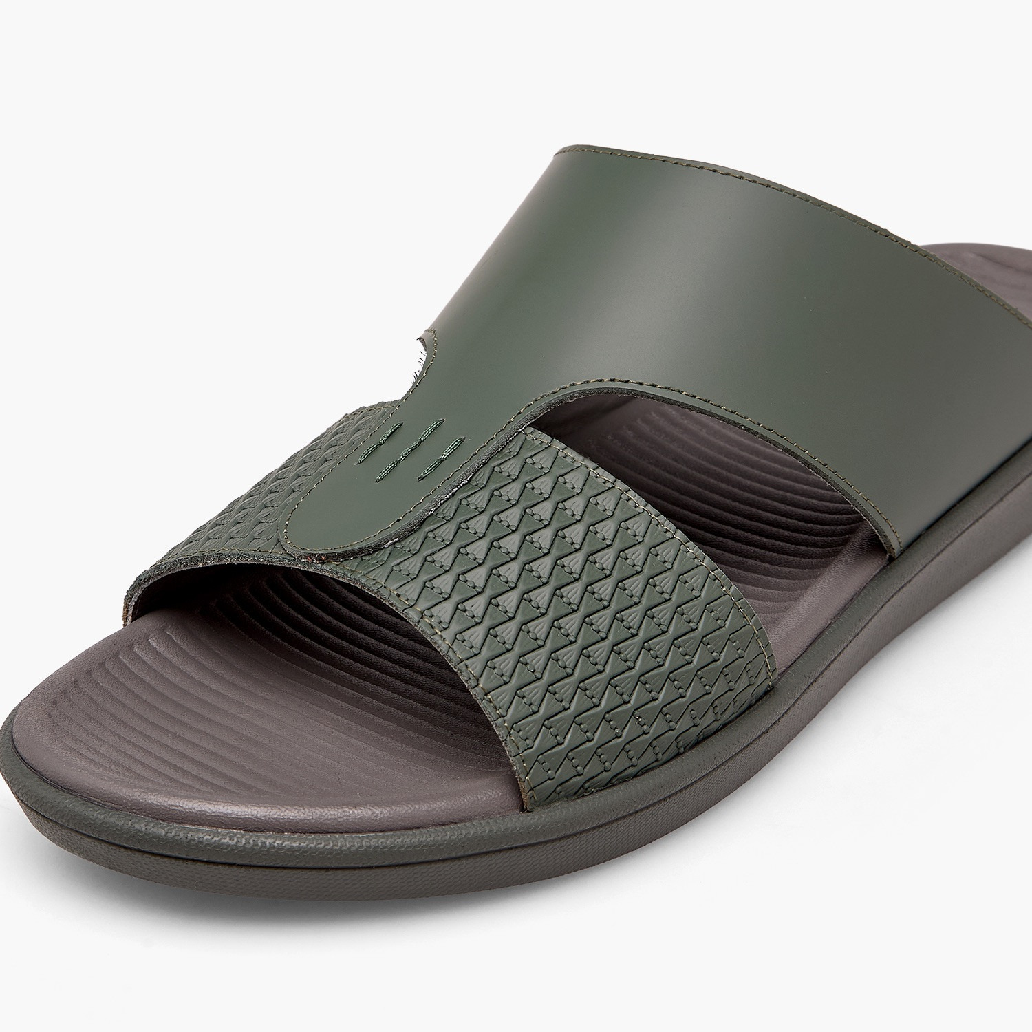 Le Confort Men Textured Leather Arabic Sandals-men-shoes-sandals-image-4