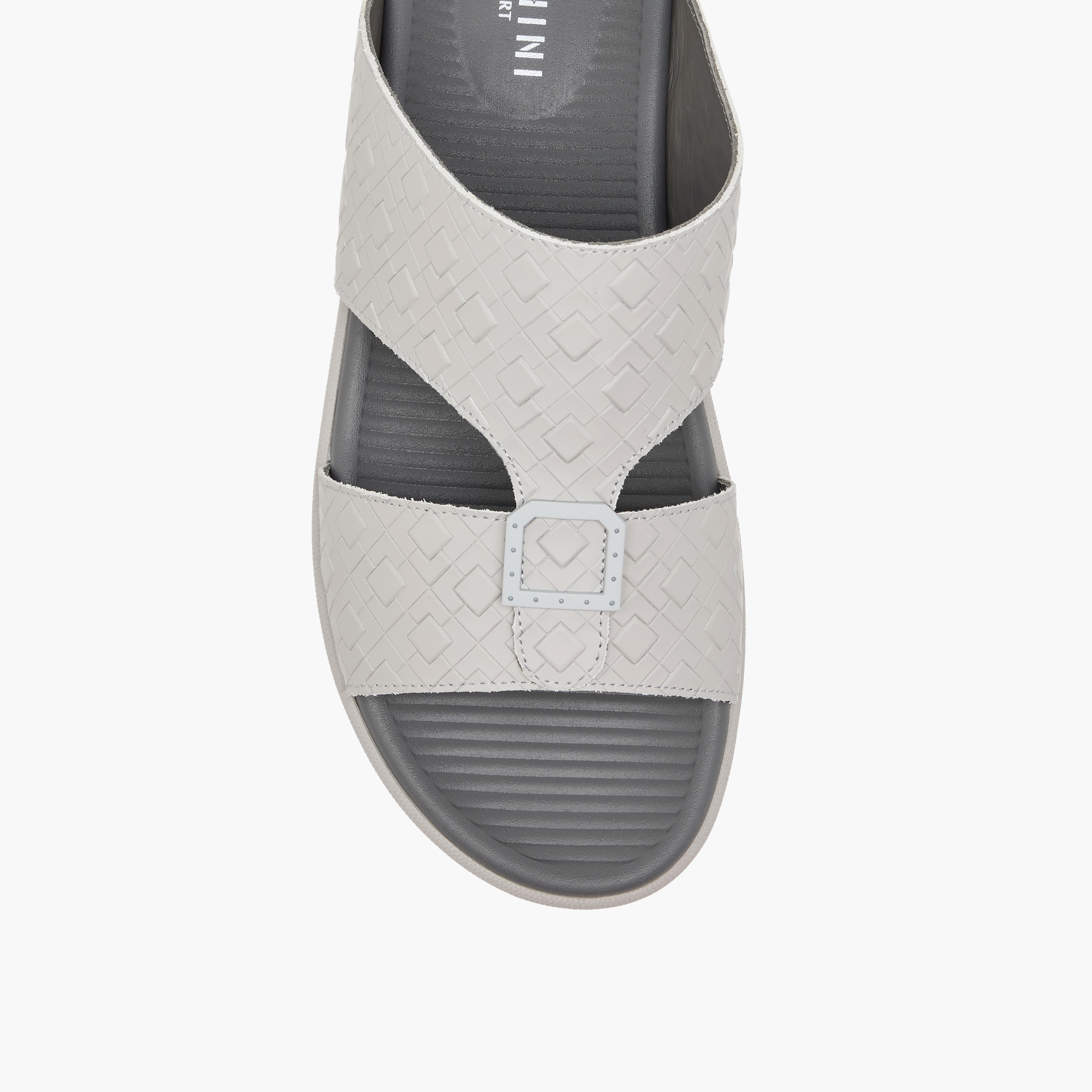 صندل عربي سهل الارتداء بتصاميم مفرغة للرجال من دوتشيني-men-shoes-sandals-image-3