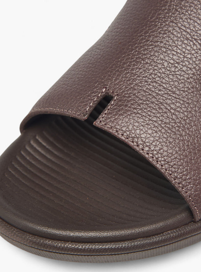 صندل عربي جلد للرجال من لو كونفورت-men-shoes-sandals-image-5