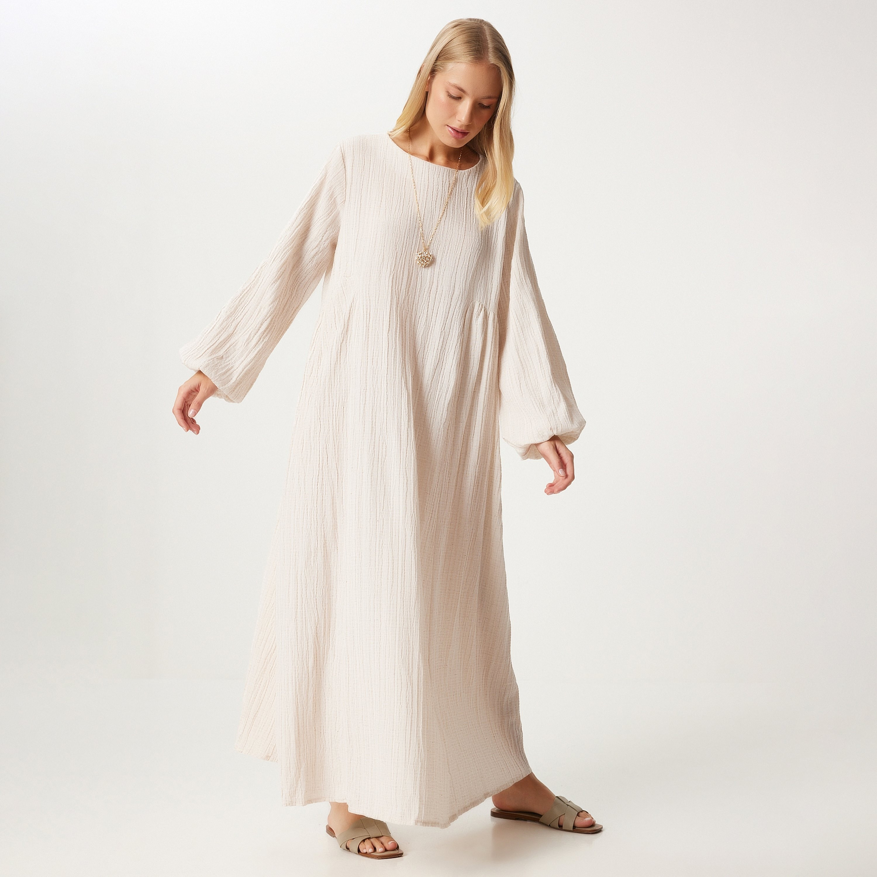 فستان ماكسي نسائي بيج بأكمام بالونية ذات ملمس من سعادة إسطنبول-women-clothing-dresses-image-3