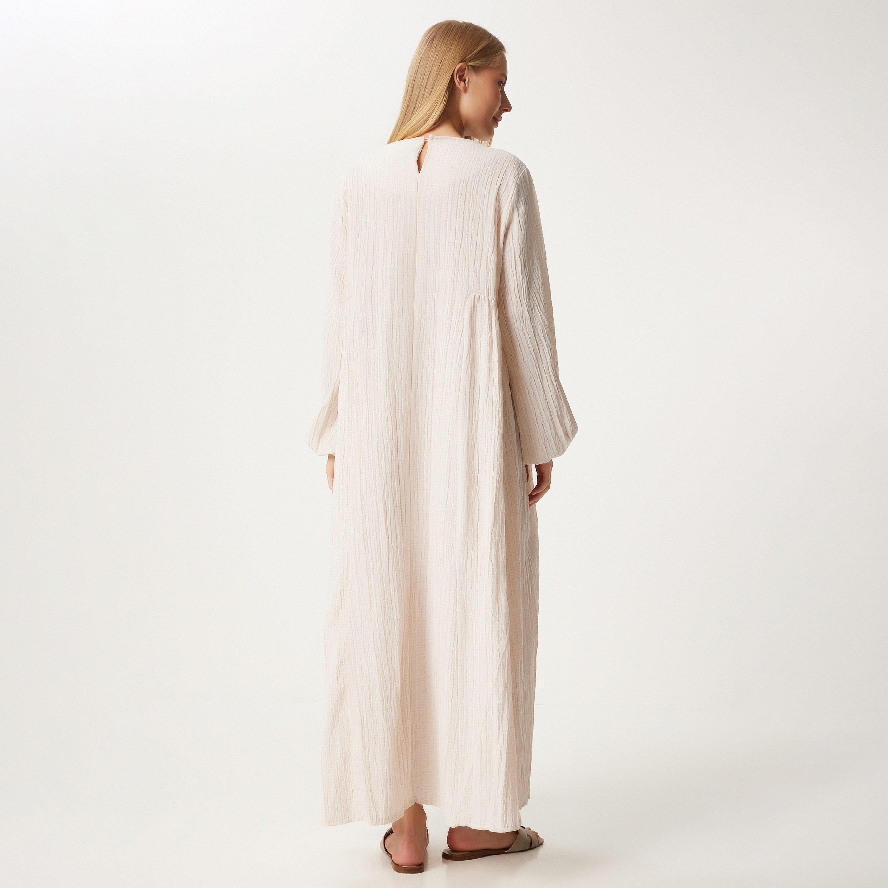 فستان ماكسي نسائي بيج بأكمام بالونية ذات ملمس من سعادة إسطنبول-women-clothing-dresses-image-4